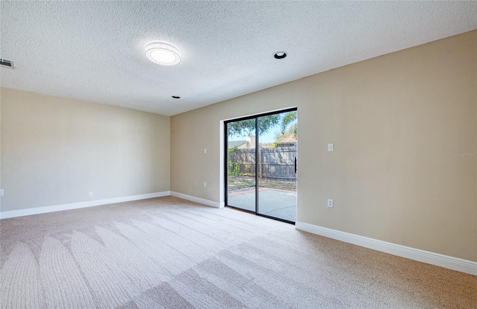 Listing photo id 26 for 4017 Braesgate Lane