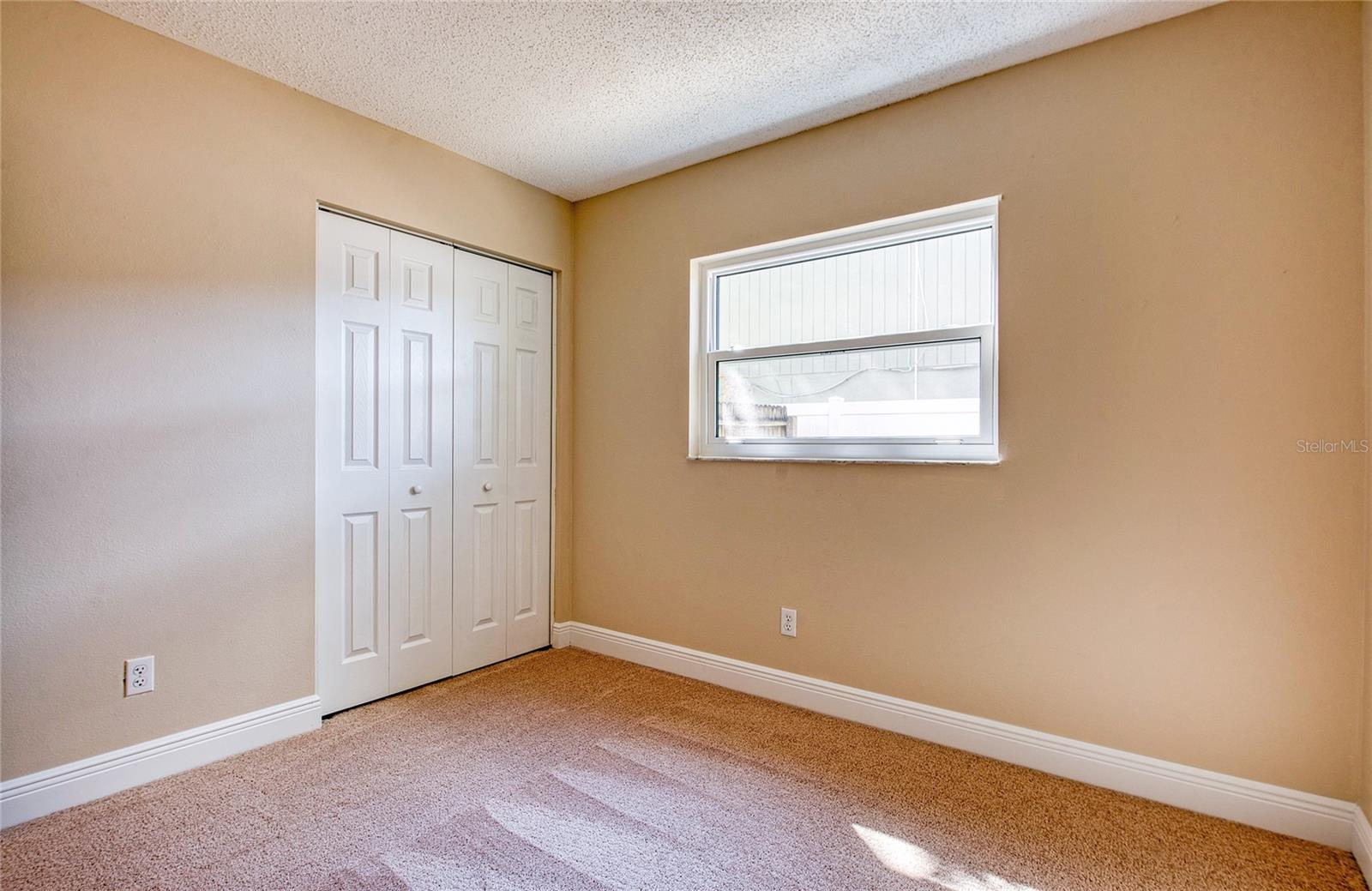 Listing photo id 34 for 4017 Braesgate Lane