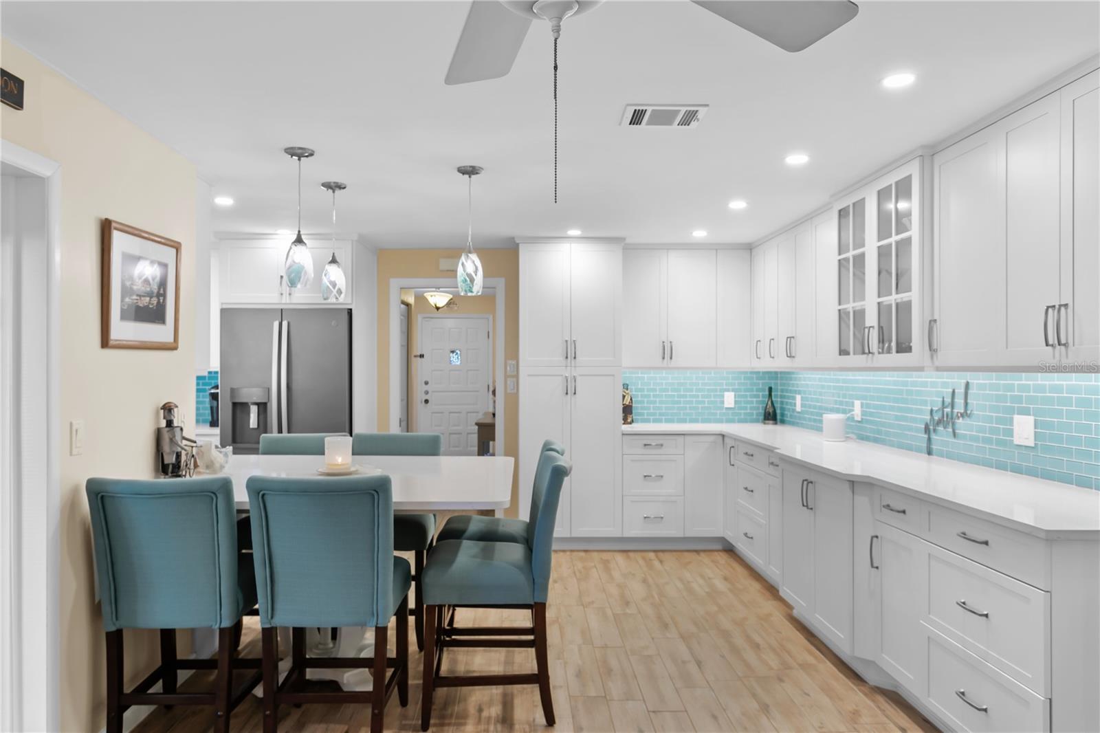 Image 11 of 38 For 1849 Yale Drive