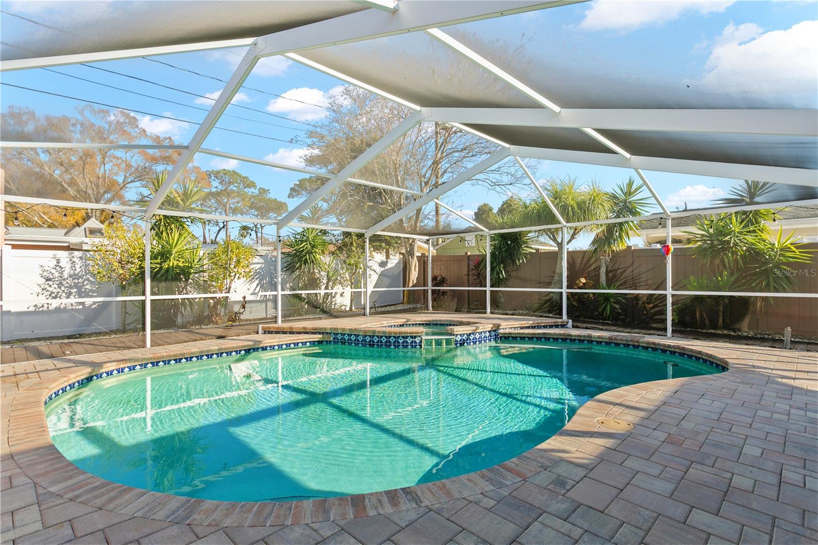 Image 29 of 38 For 1849 Yale Drive