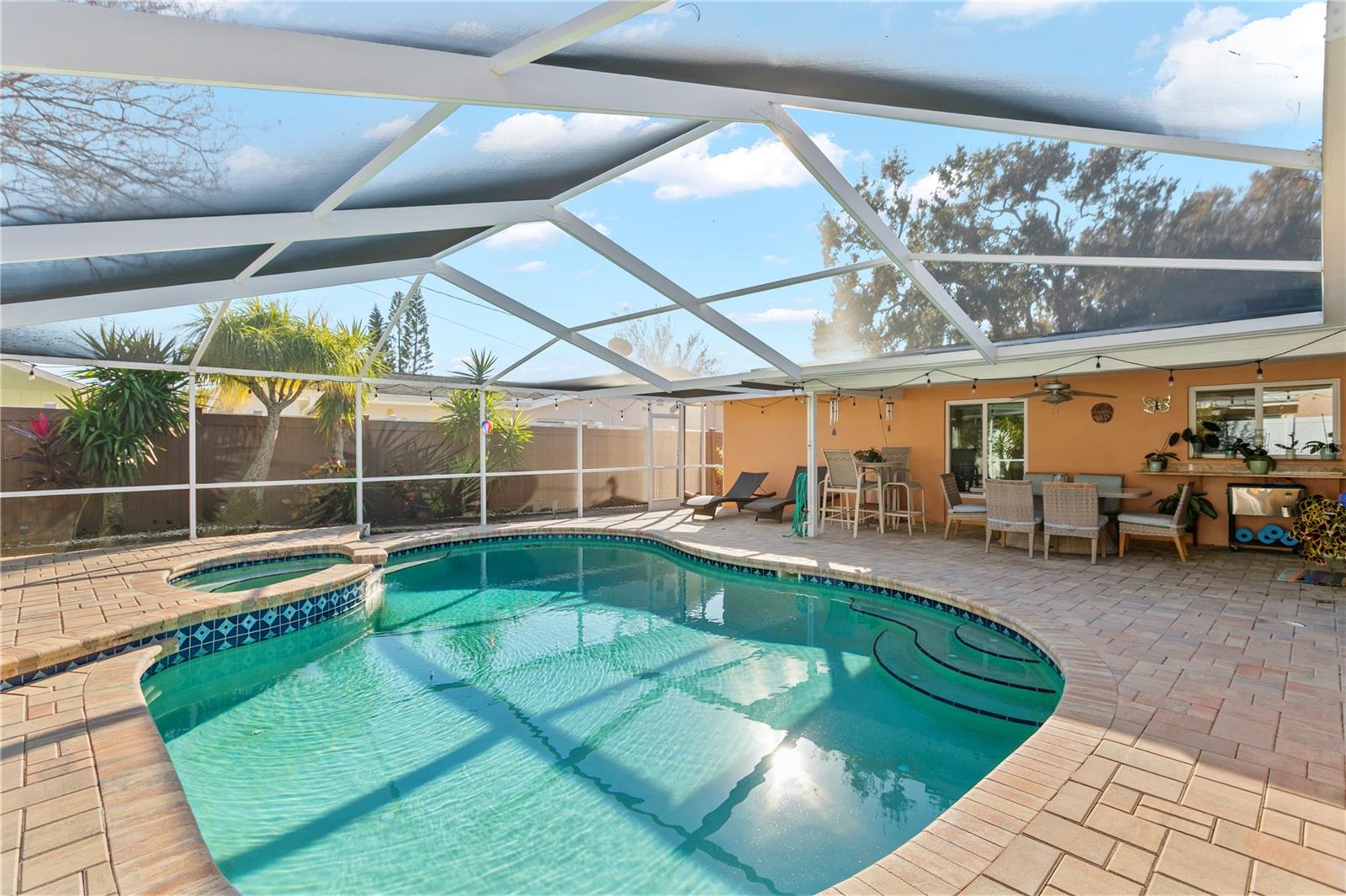 Image 31 of 38 For 1849 Yale Drive