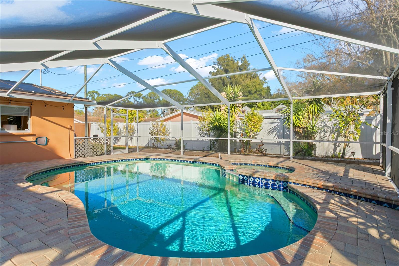 Image 32 of 38 For 1849 Yale Drive