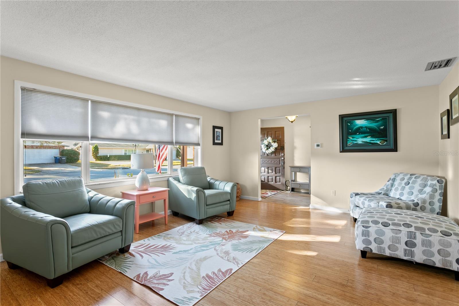 Image 6 of 38 For 1849 Yale Drive