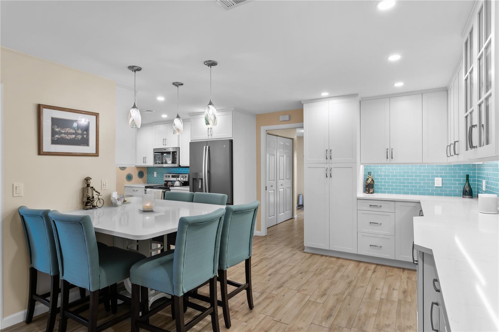 Image 9 of 38 For 1849 Yale Drive