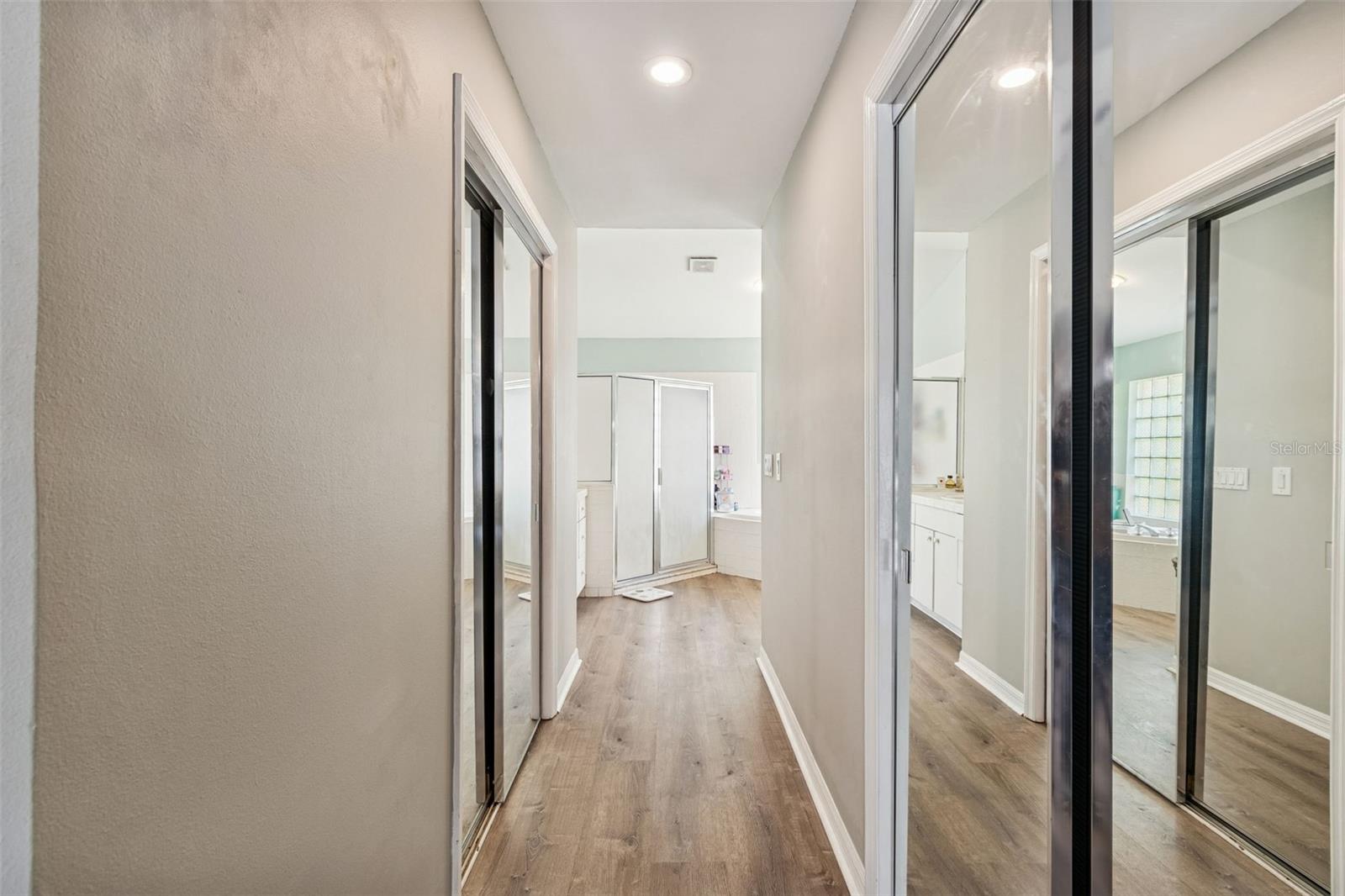 Listing photo id 29 for 16711 Longleat Drive