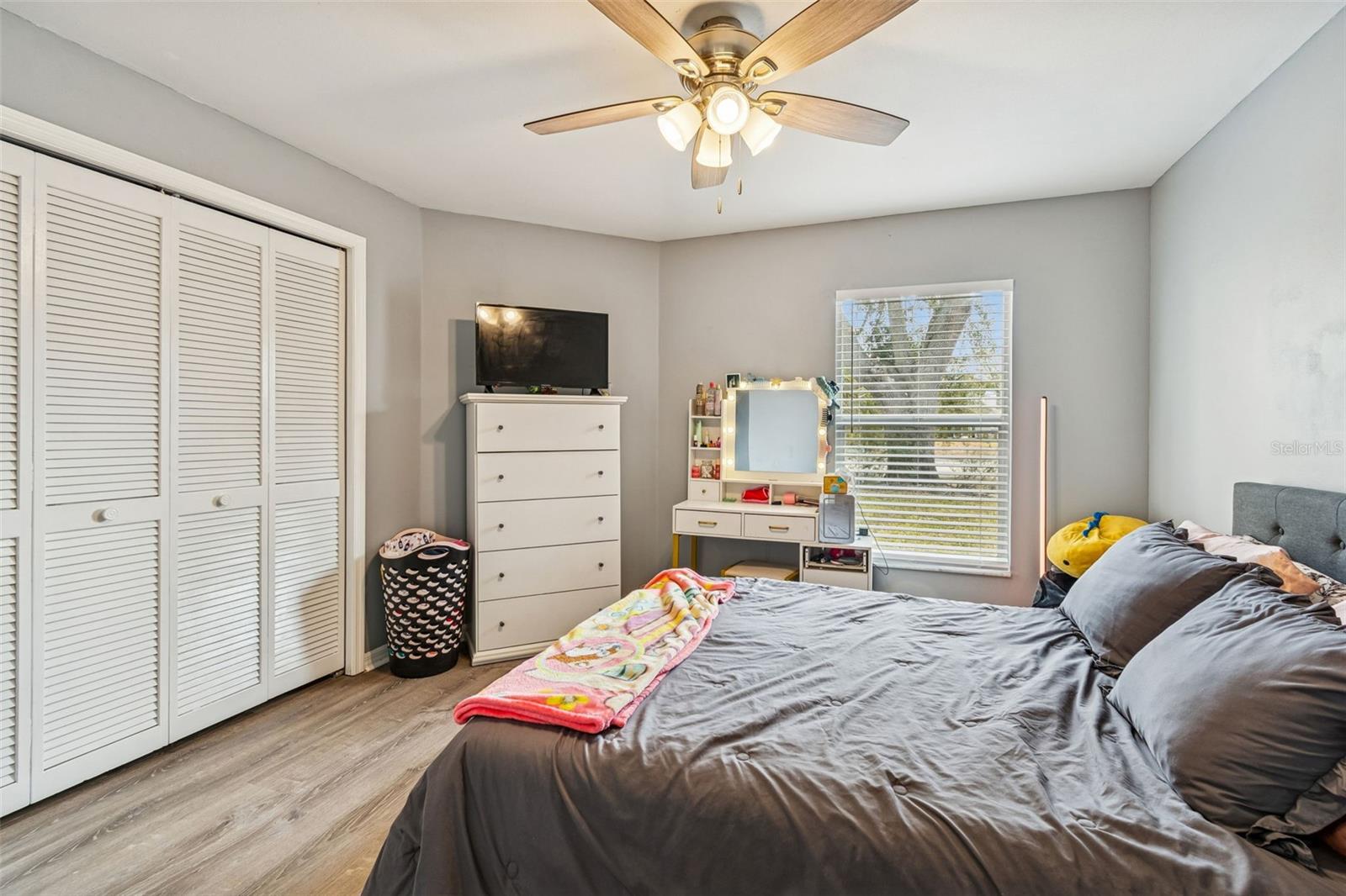 Listing photo id 42 for 16711 Longleat Drive