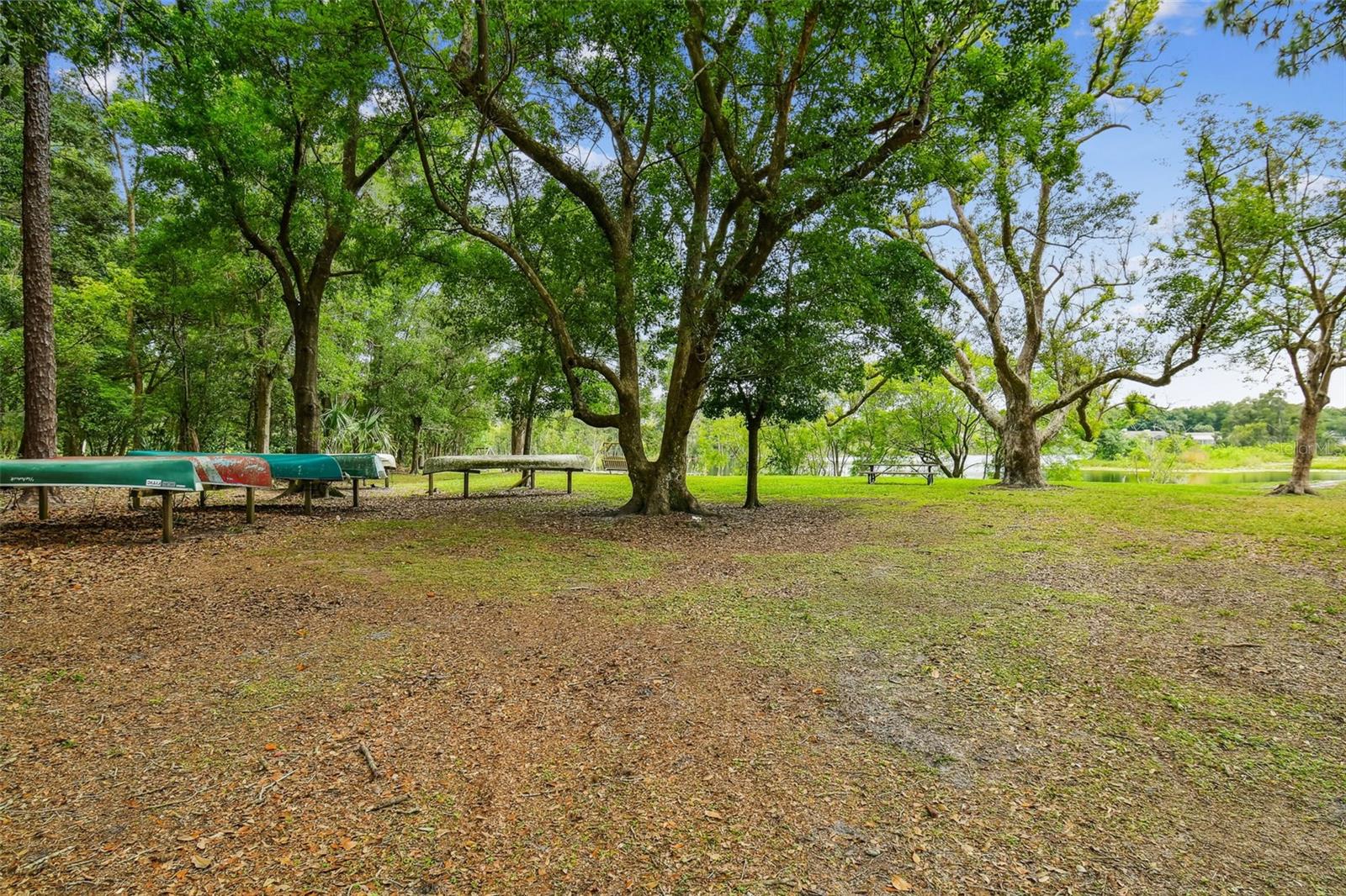 Listing photo id 69 for 16711 Longleat Drive