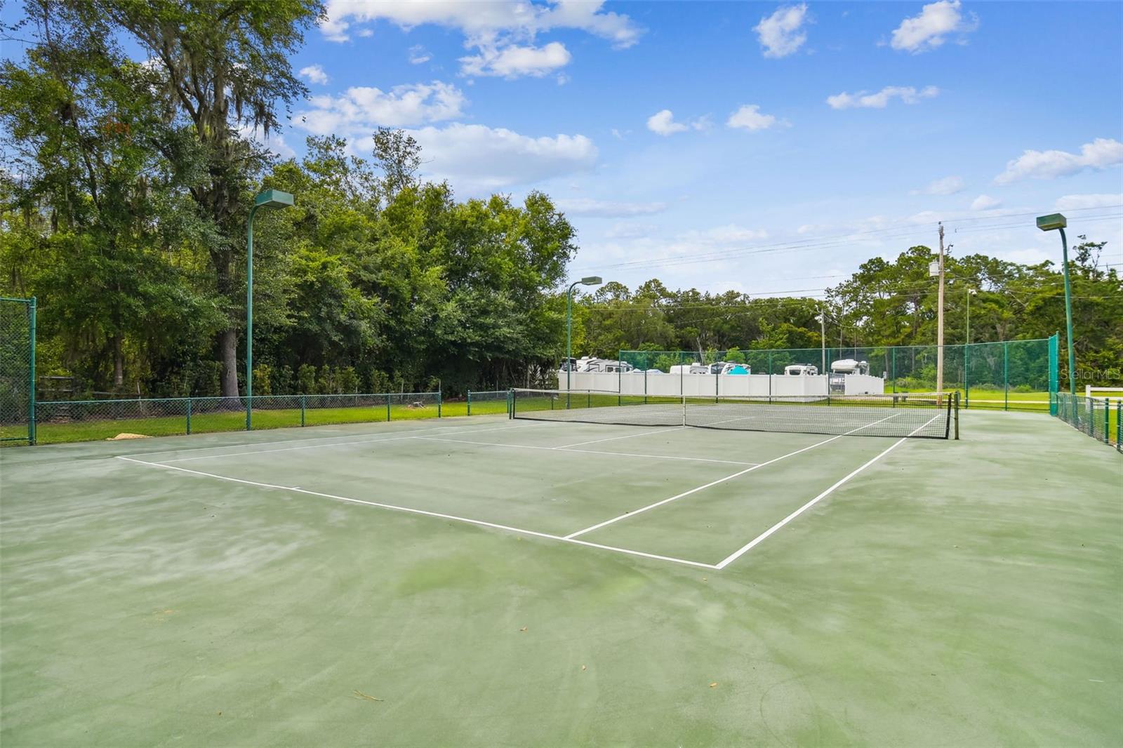 Listing photo id 74 for 16711 Longleat Drive