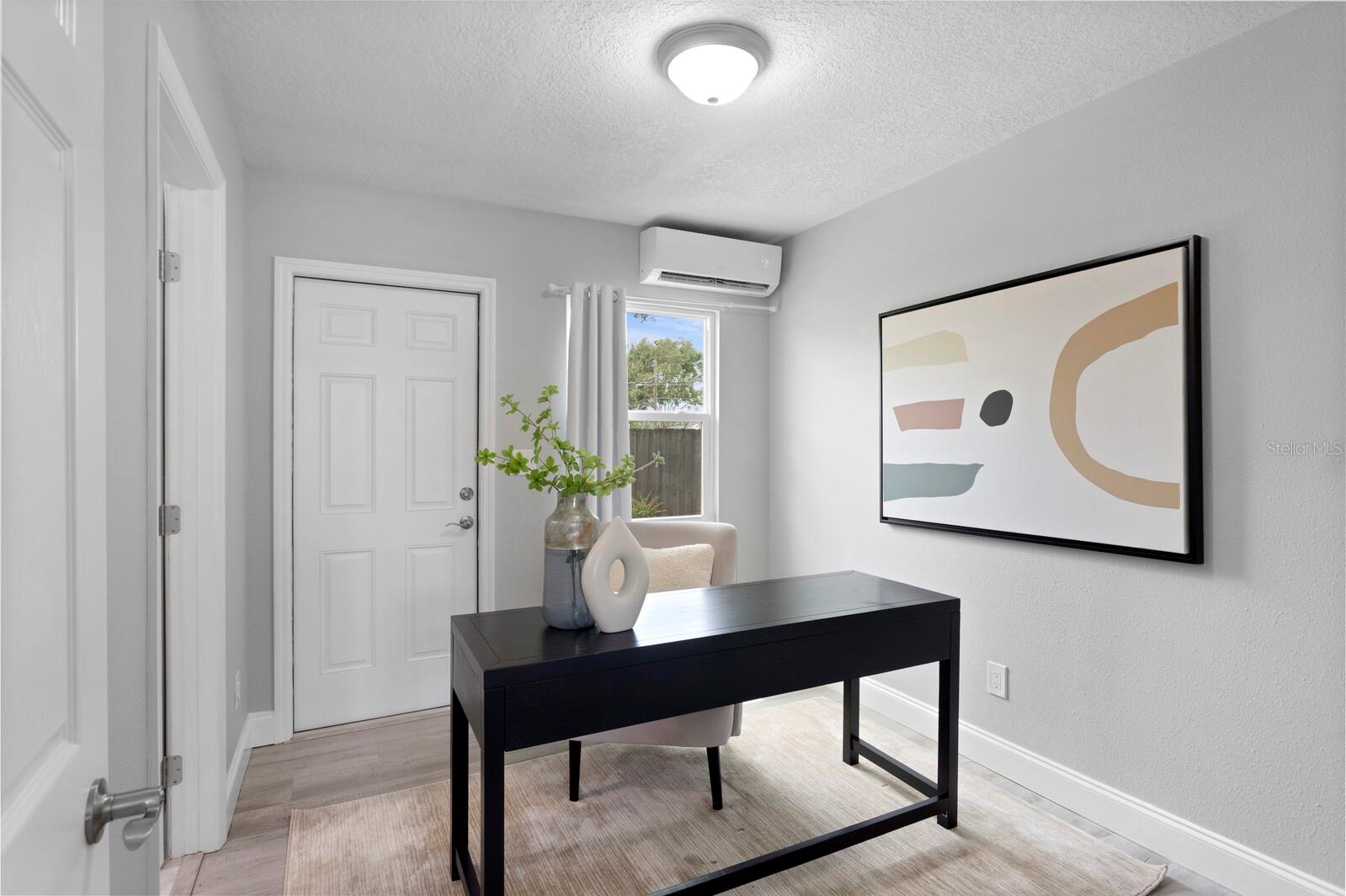 Image 15 of 35 For 4300 Maple Street Ne