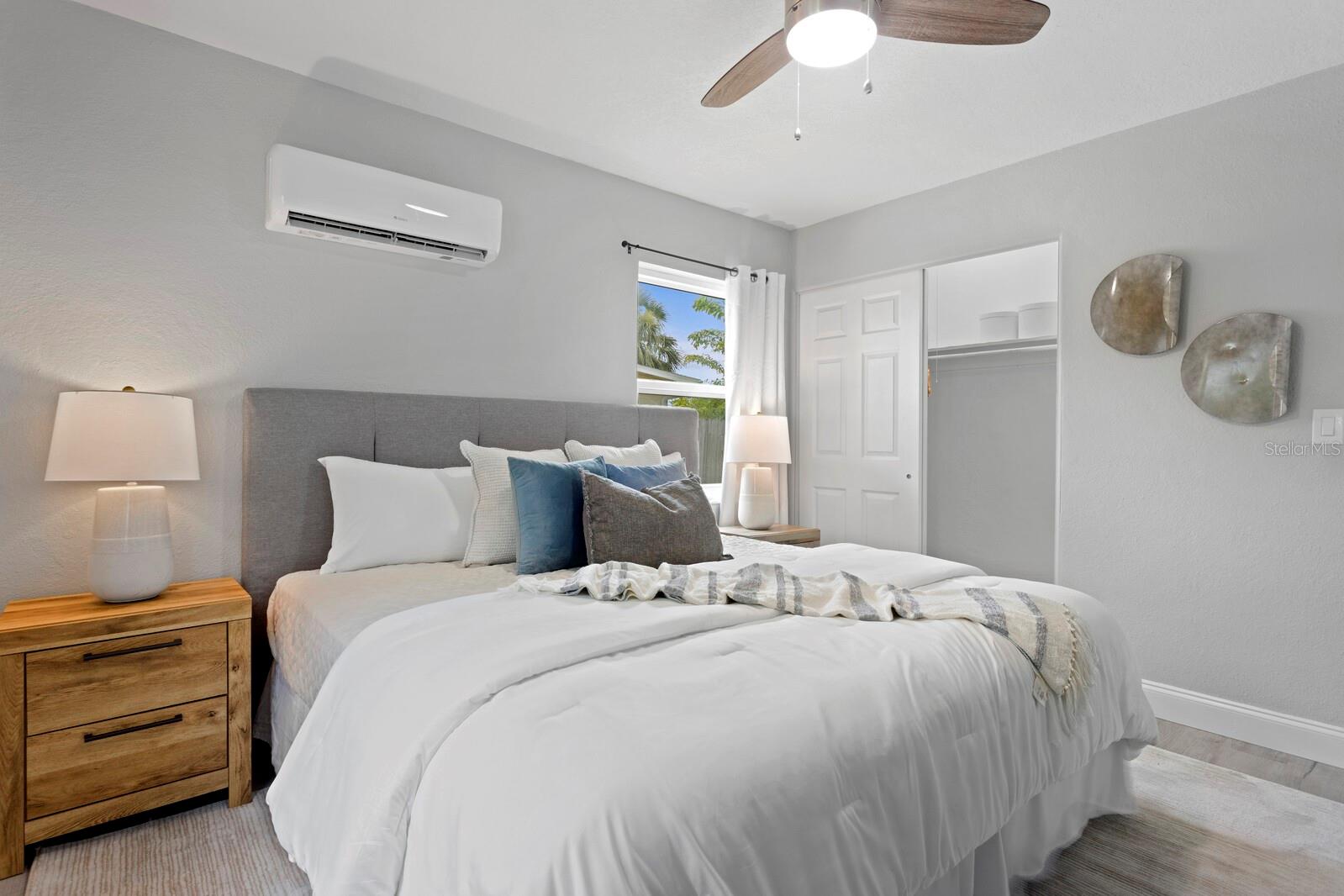 Image 24 of 35 For 4300 Maple Street Ne