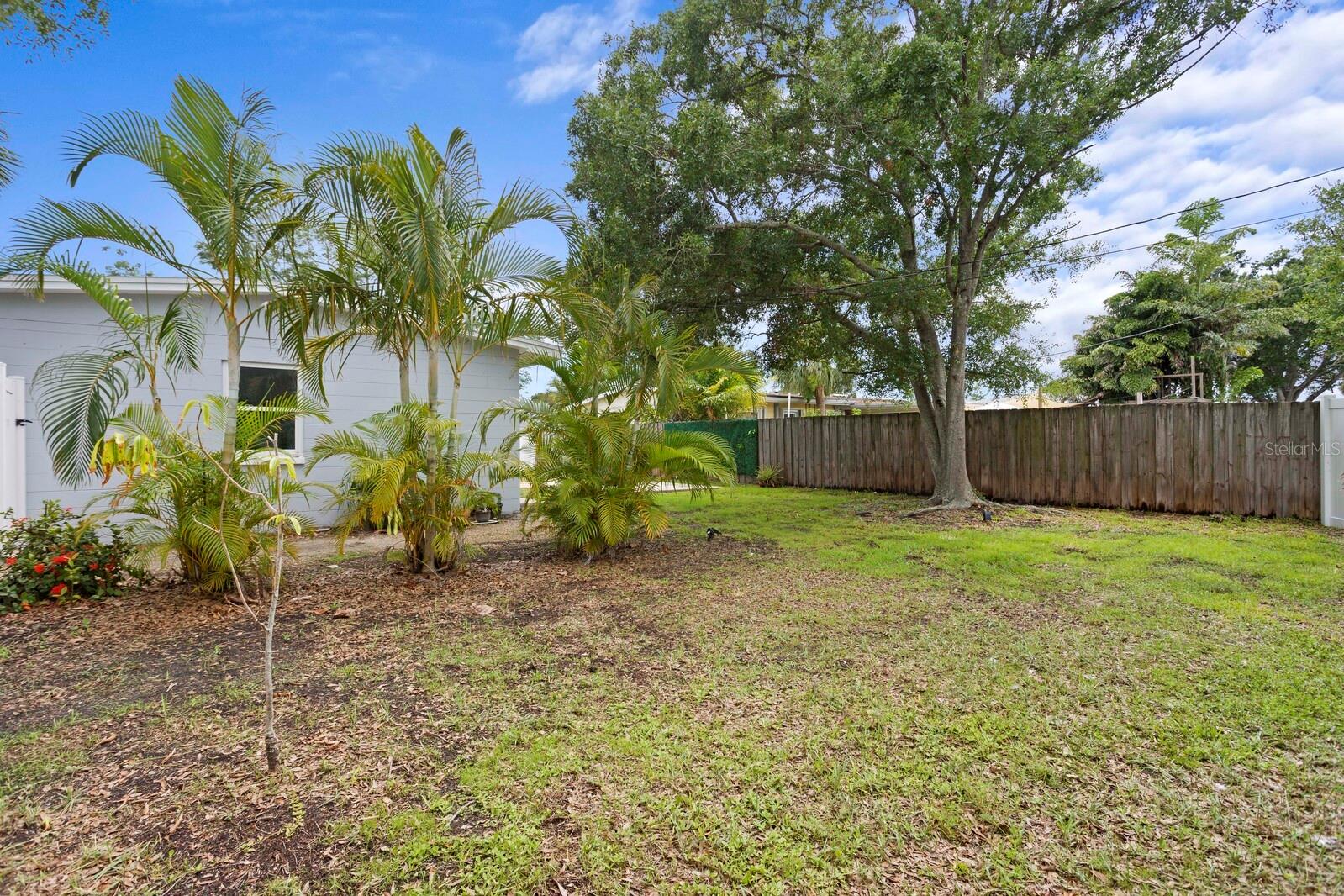 Image 29 of 35 For 4300 Maple Street Ne