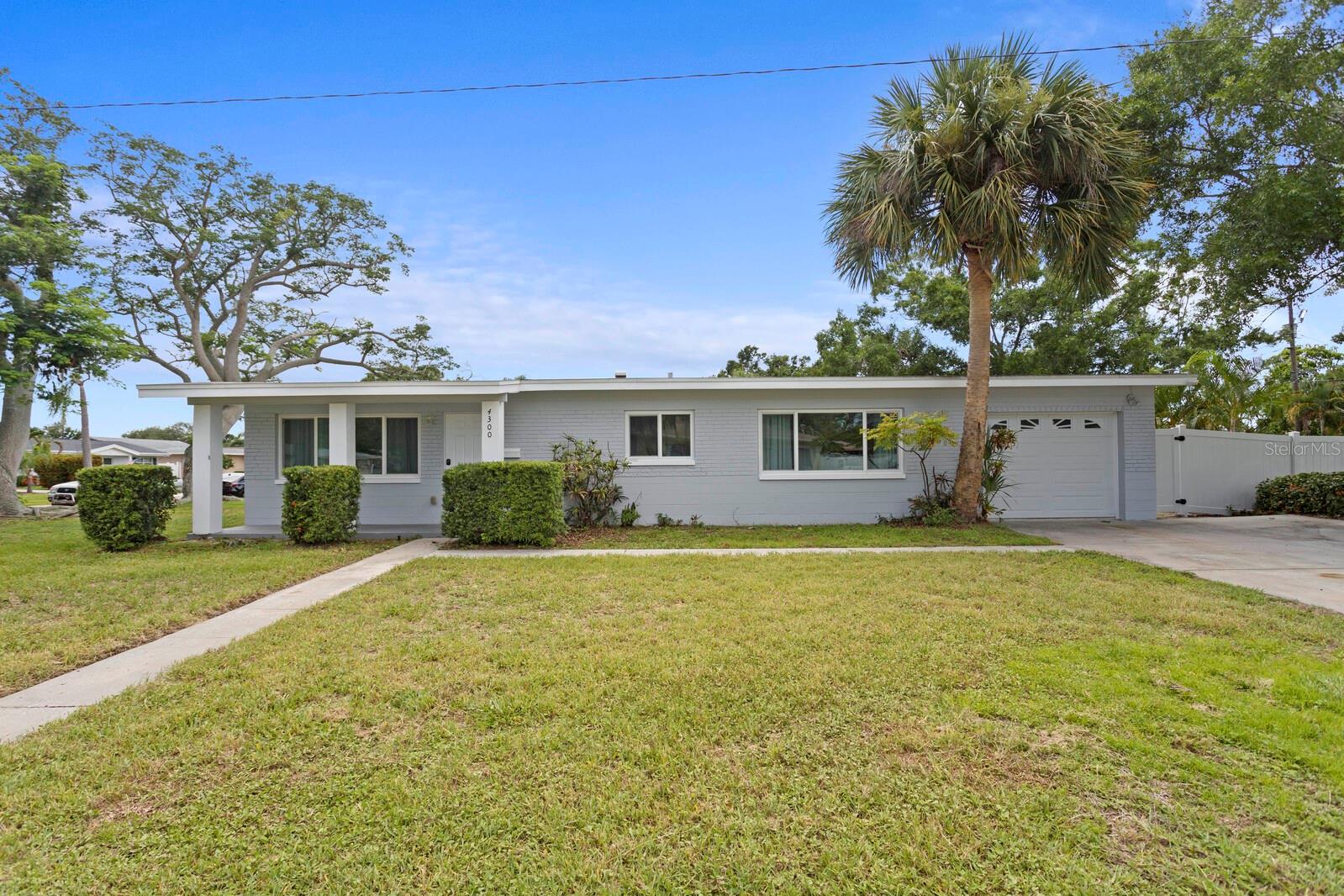 Image 32 of 35 For 4300 Maple Street Ne