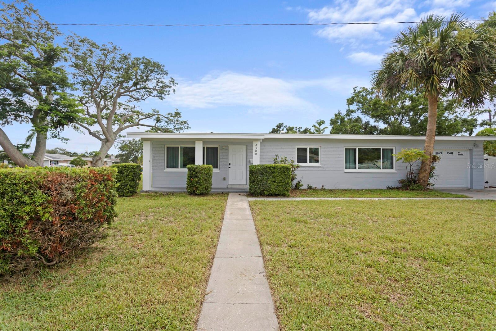 Image 33 of 35 For 4300 Maple Street Ne