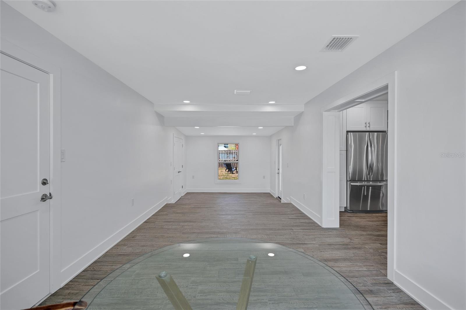 Image 17 of 41 For 4321 Sunrise Drive S