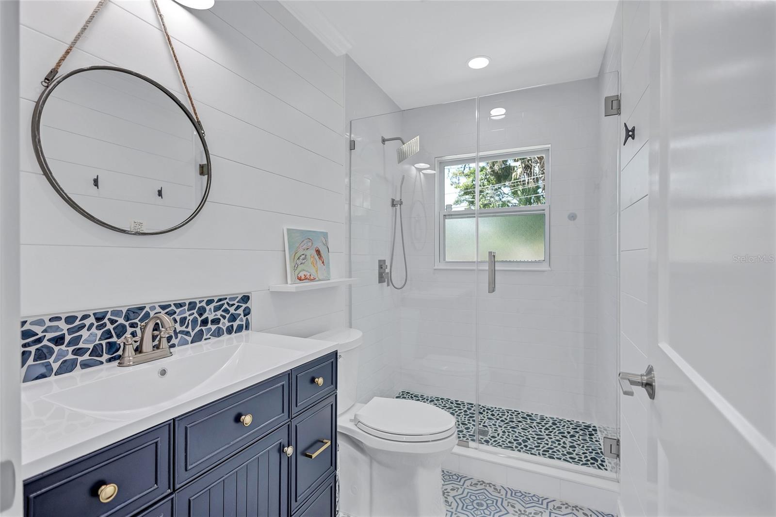 Image 23 of 41 For 4321 Sunrise Drive S