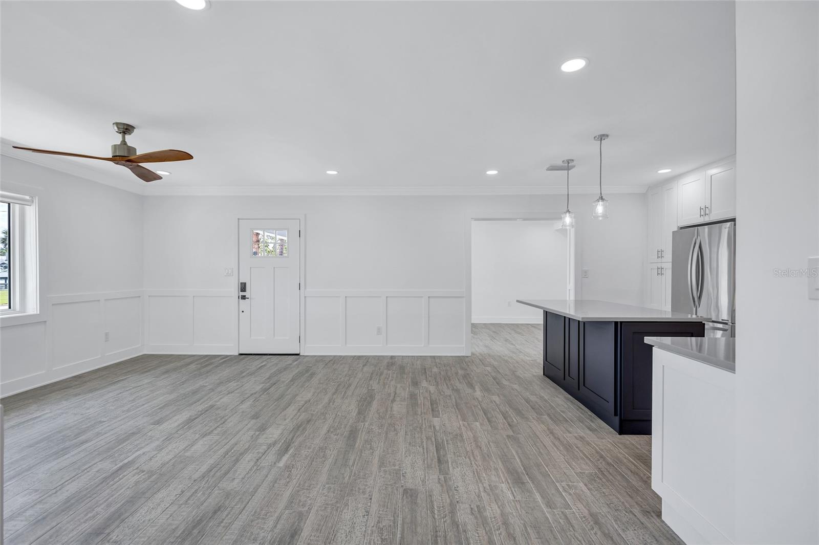 Image 8 of 41 For 4321 Sunrise Drive S