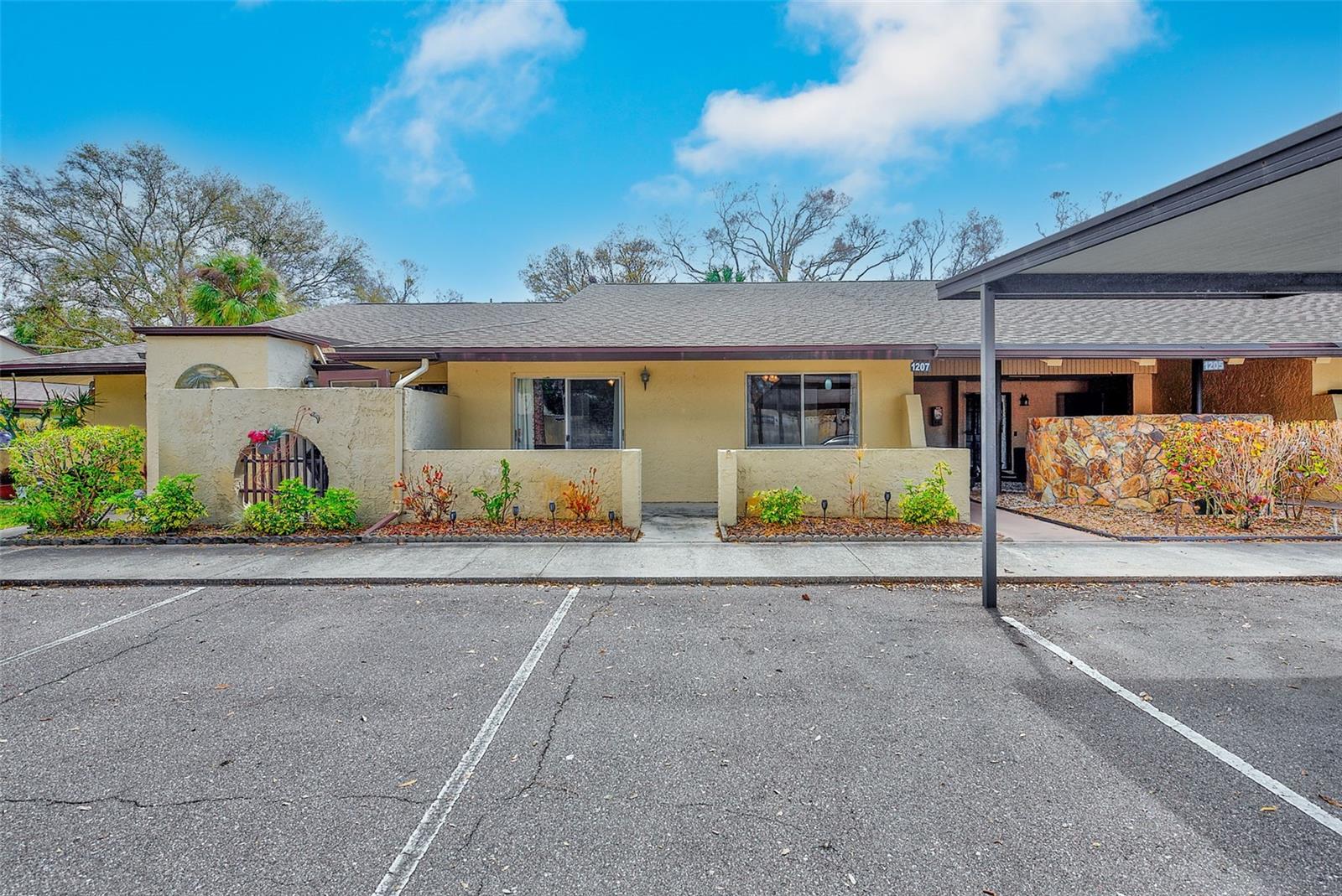 Details for 1207 13th Circle Se 7, LARGO, FL 33771