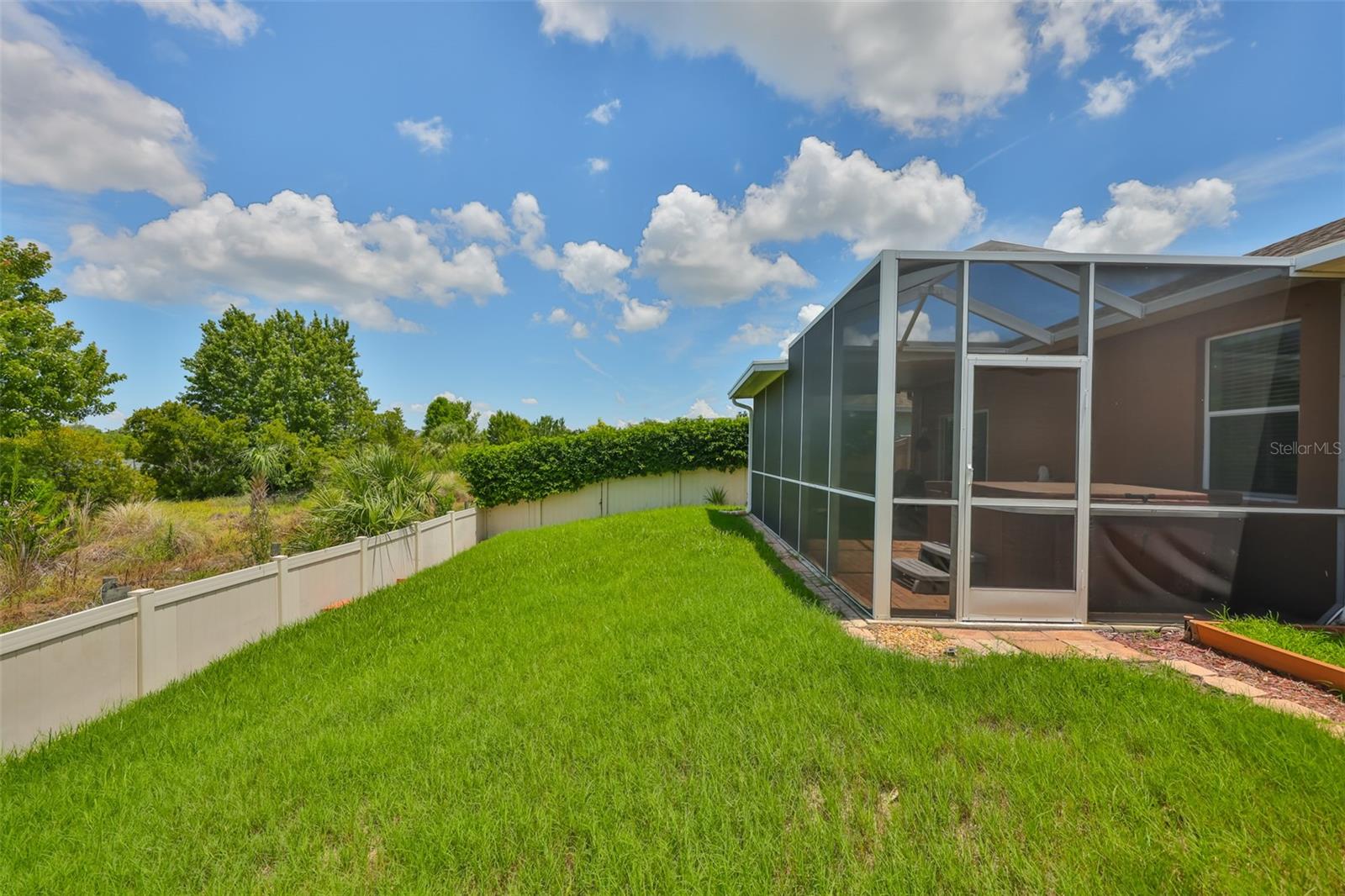 Image 15 of 27 For 1703 Bonita Bluff Court