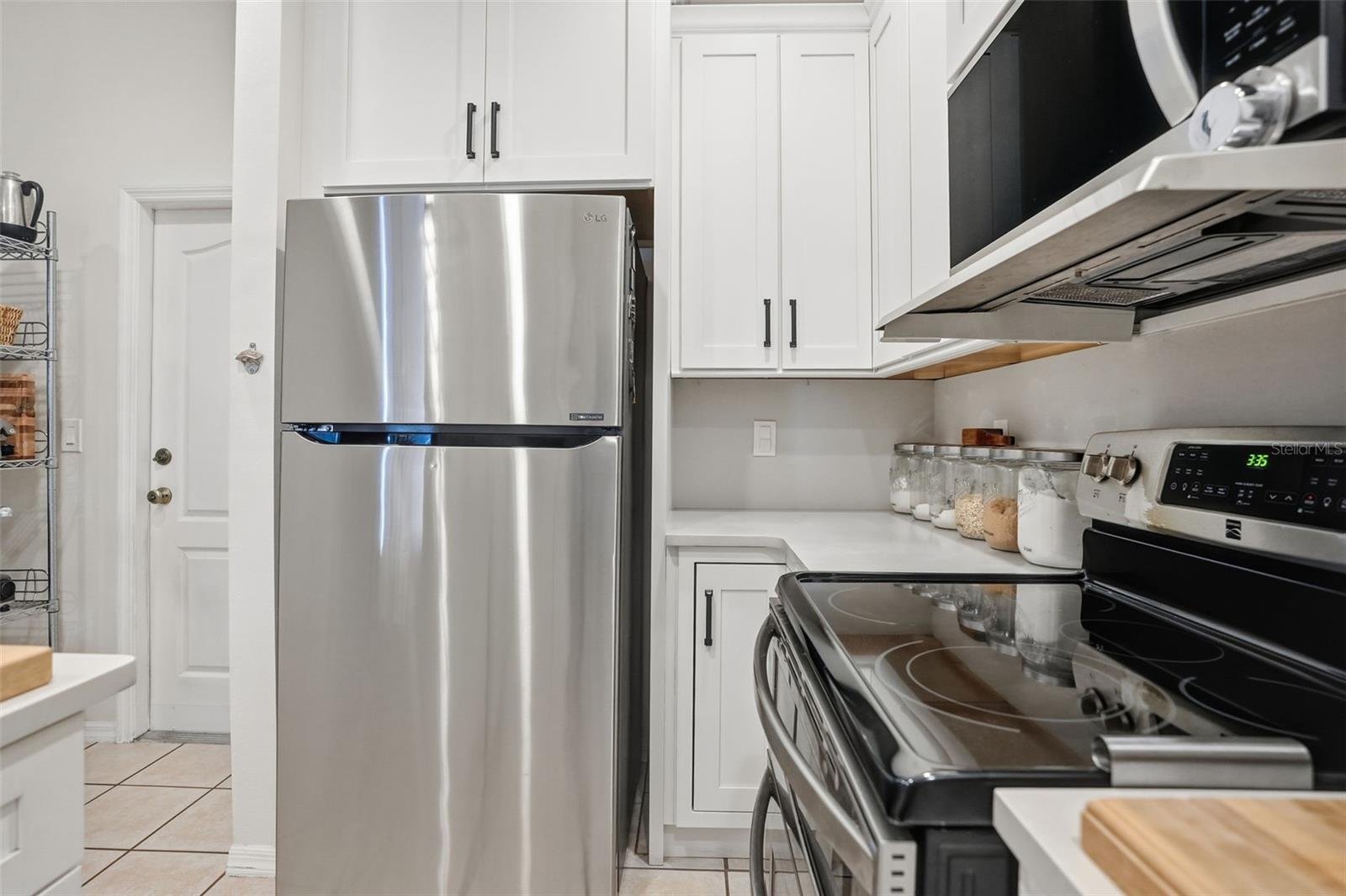 Image 15 of 62 For 1050 Starkey Road 2608