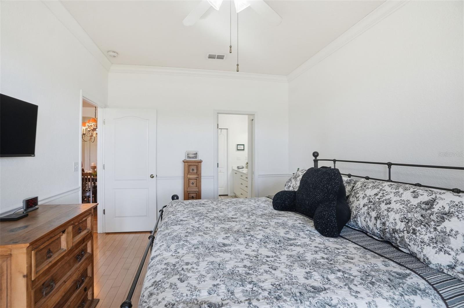 Image 24 of 62 For 1050 Starkey Road 2608