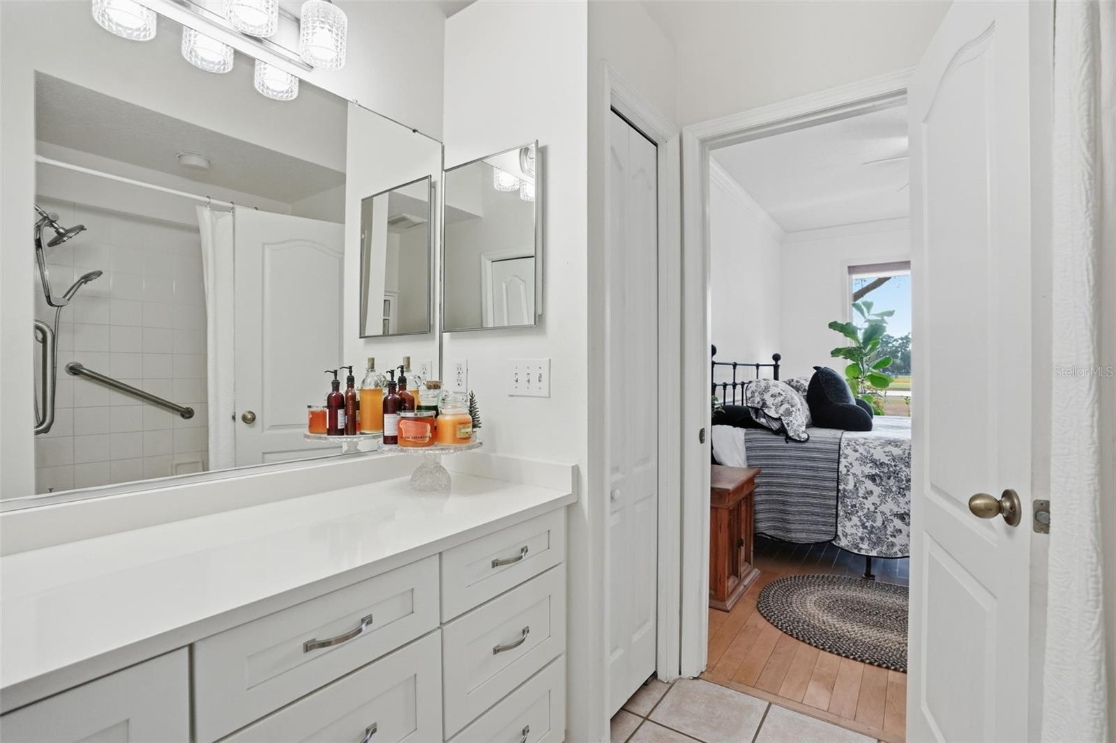 Image 27 of 62 For 1050 Starkey Road 2608