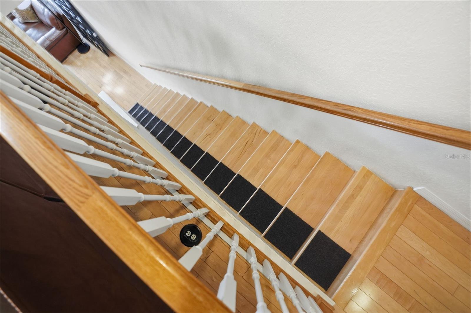 Image 30 of 62 For 1050 Starkey Road 2608