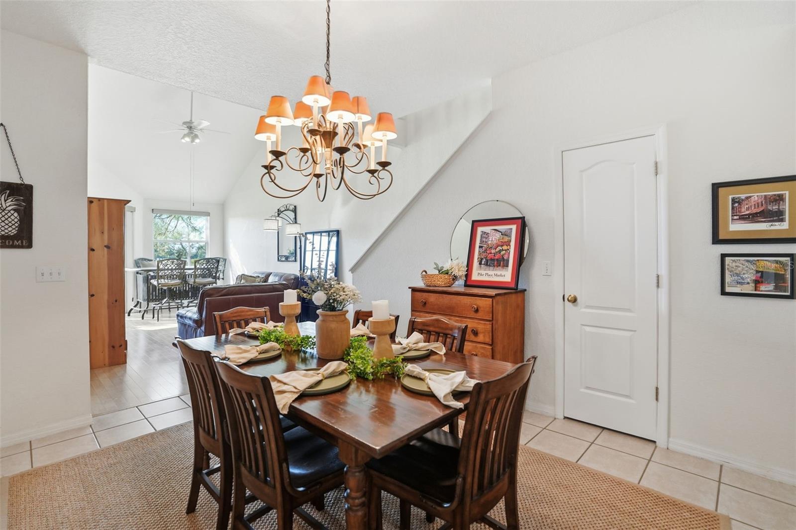 Image 4 of 62 For 1050 Starkey Road 2608