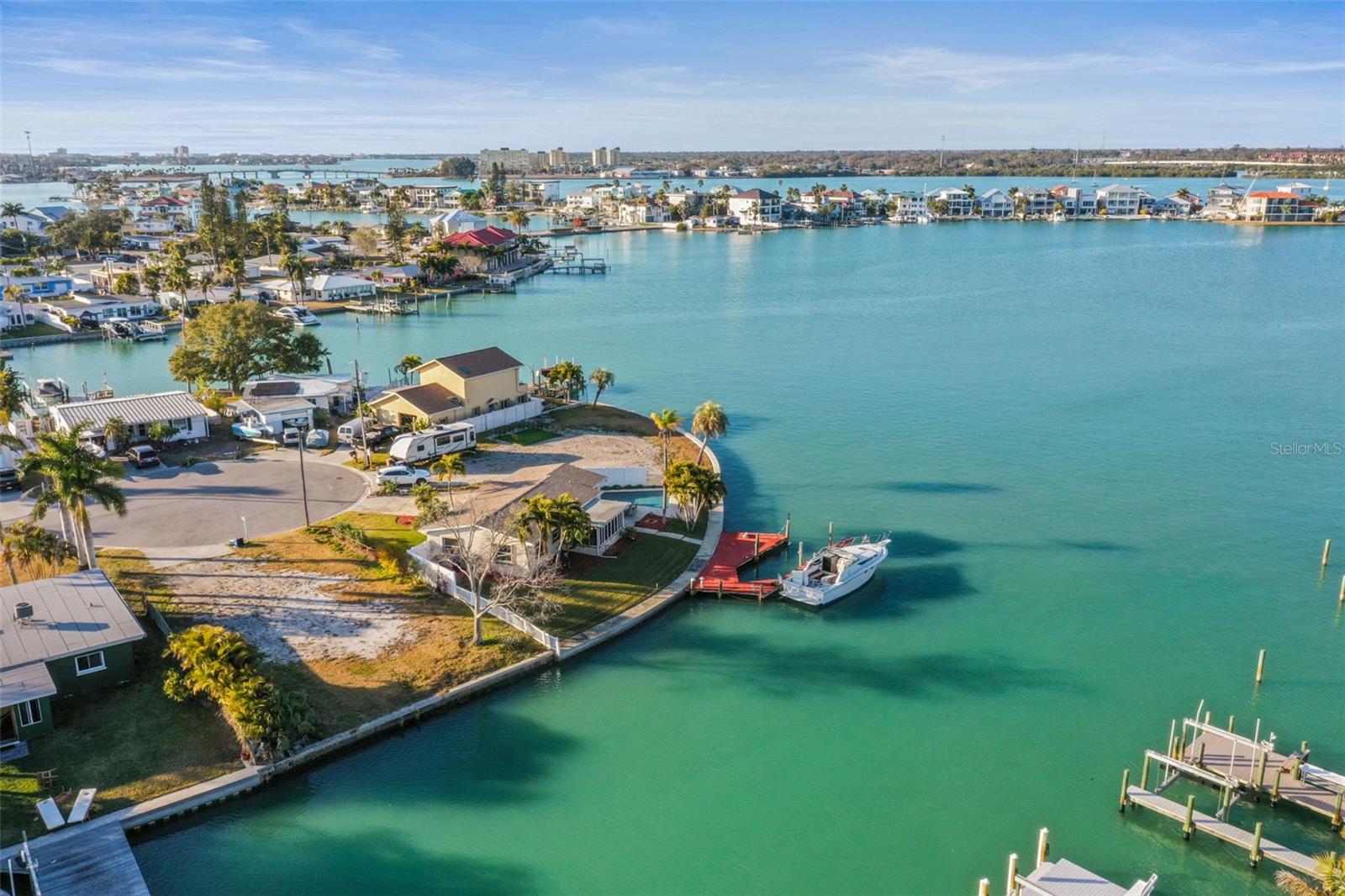 Image 17 of 41 For 645 Normandy Road