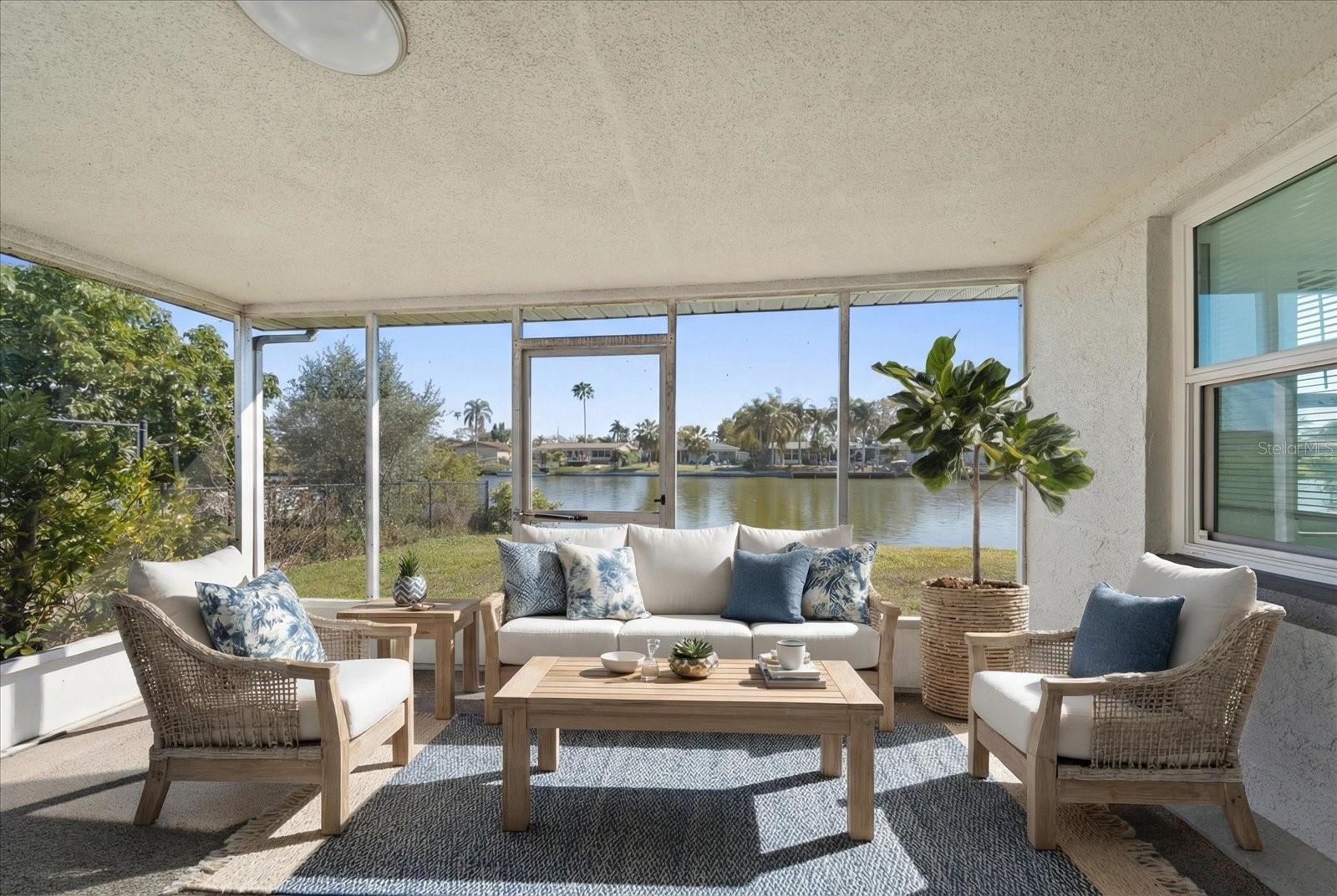 Listing photo id 3 for 4120 Sunray Drive