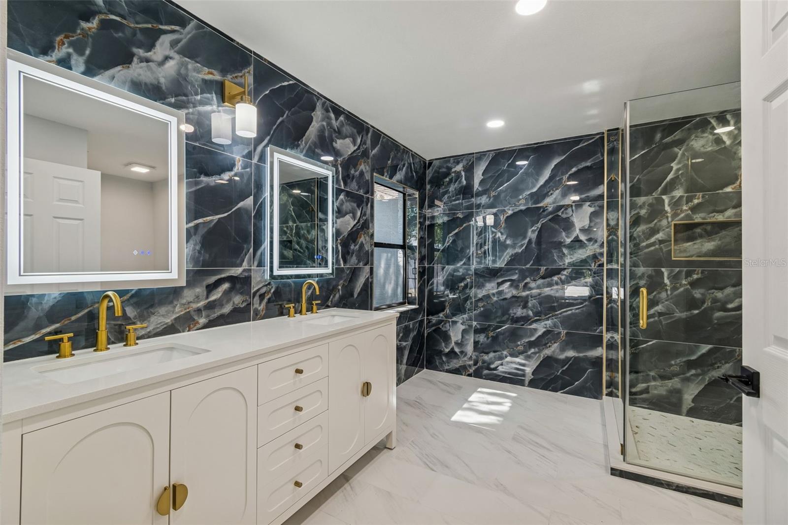 Image 11 of 25 For 3144 Abeline Road