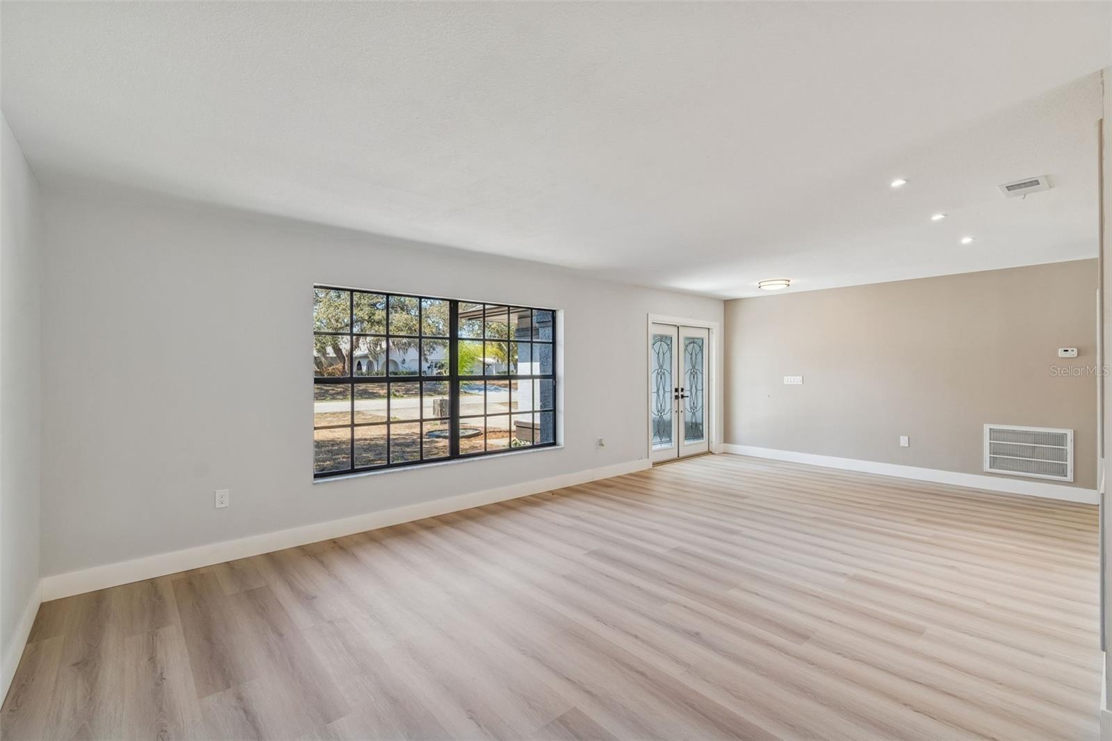 Image 3 of 25 For 3144 Abeline Road