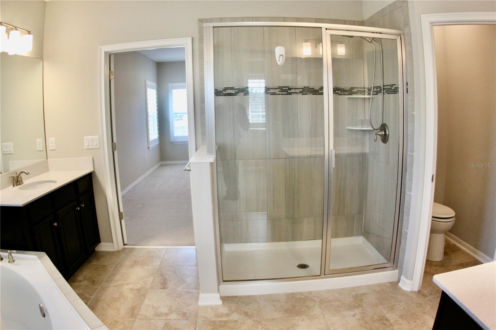 Image 23 of 40 For 5412 Camberwell Lane