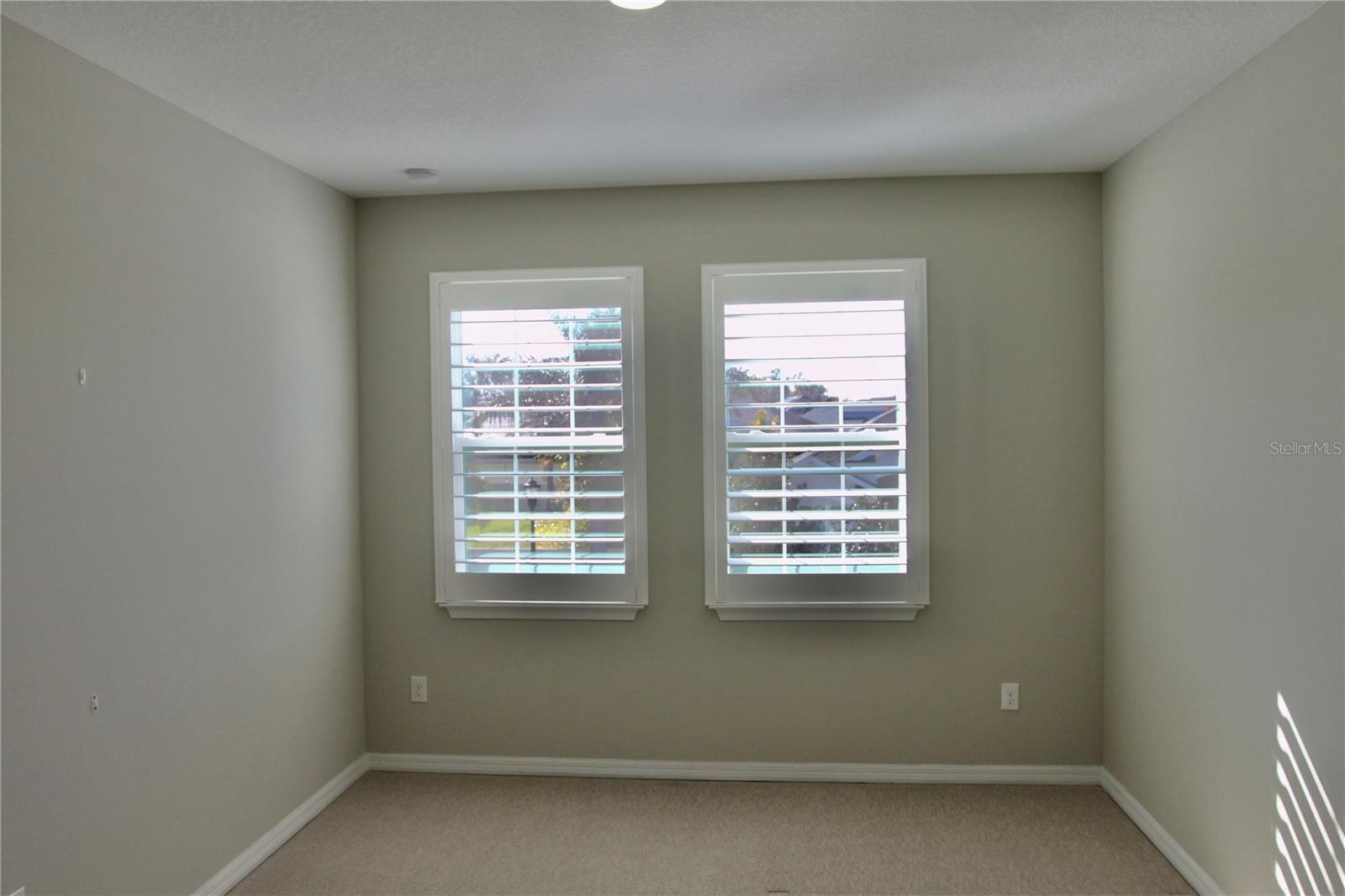 Image 31 of 40 For 5412 Camberwell Lane