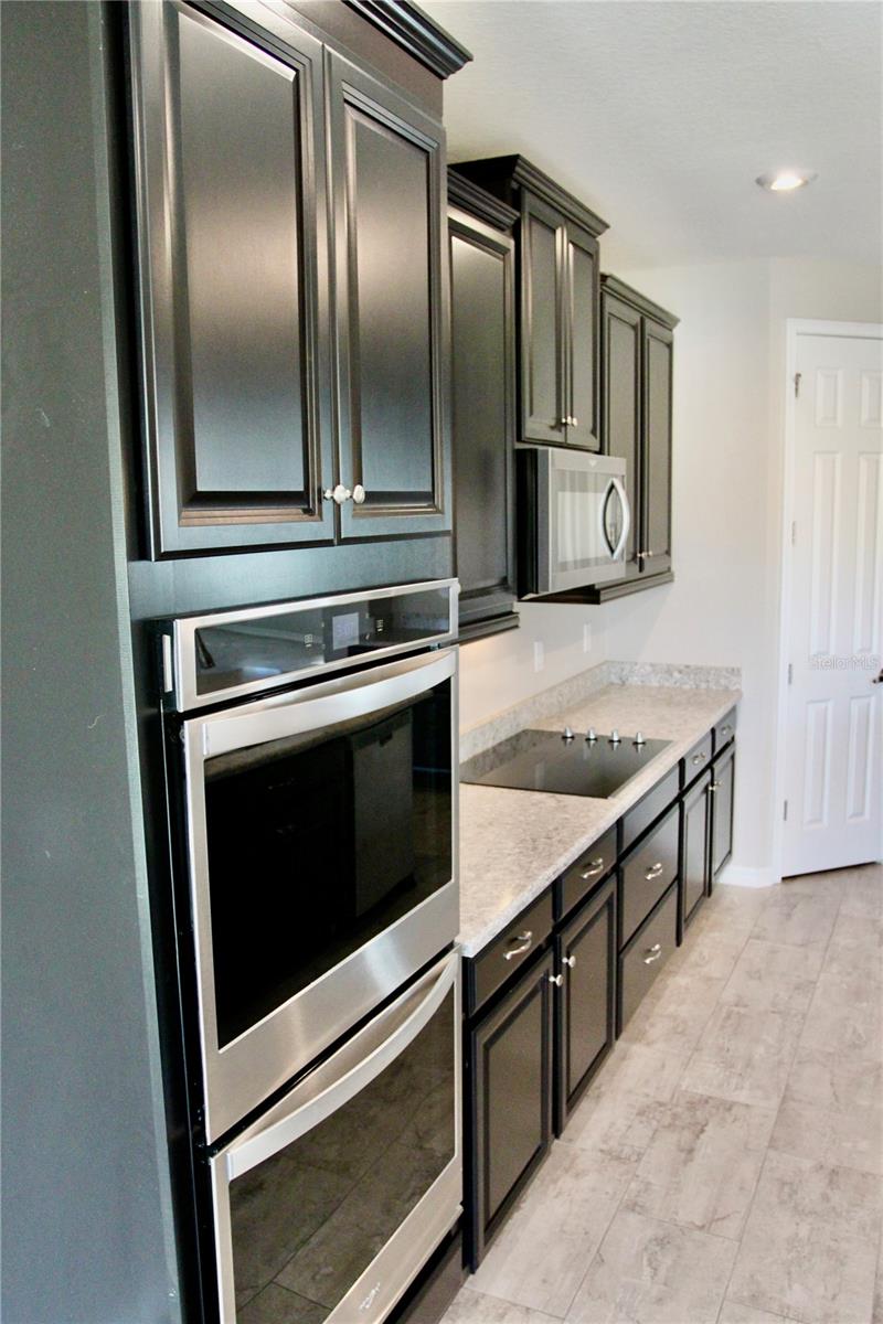 Image 7 of 40 For 5412 Camberwell Lane