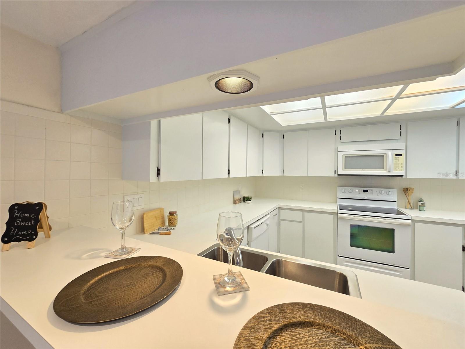 Image 17 of 53 For 3031 Countryside Boulevard 35c