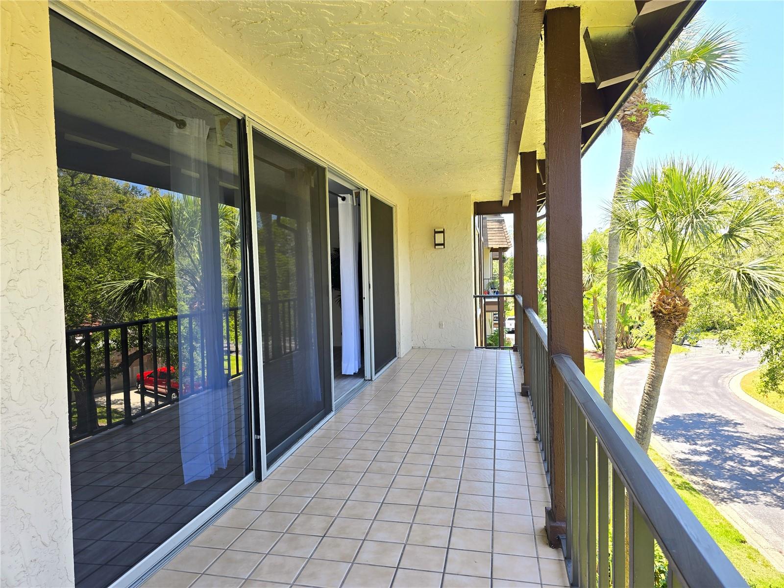 Image 36 of 53 For 3031 Countryside Boulevard 35c