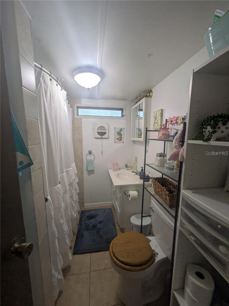 Image 13 of 30 For 9722 Ray Street