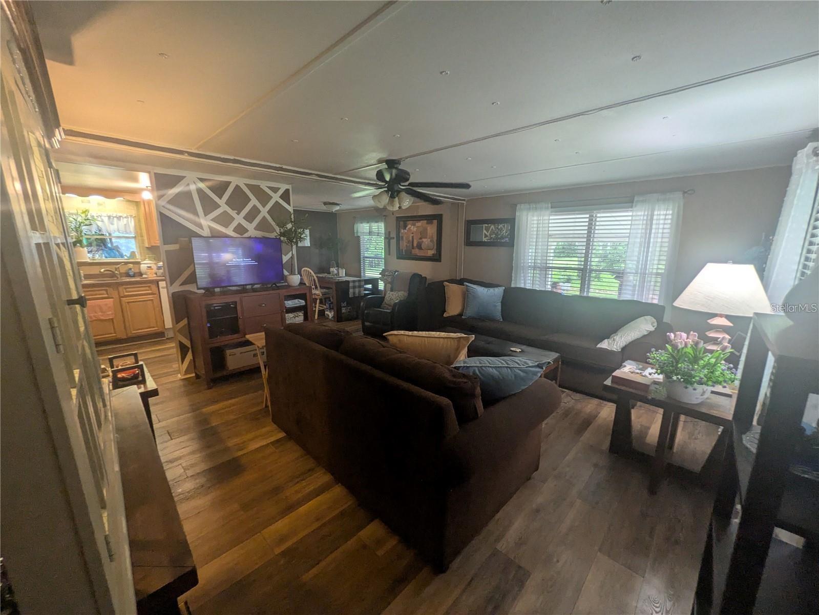 Image 4 of 30 For 9722 Ray Street