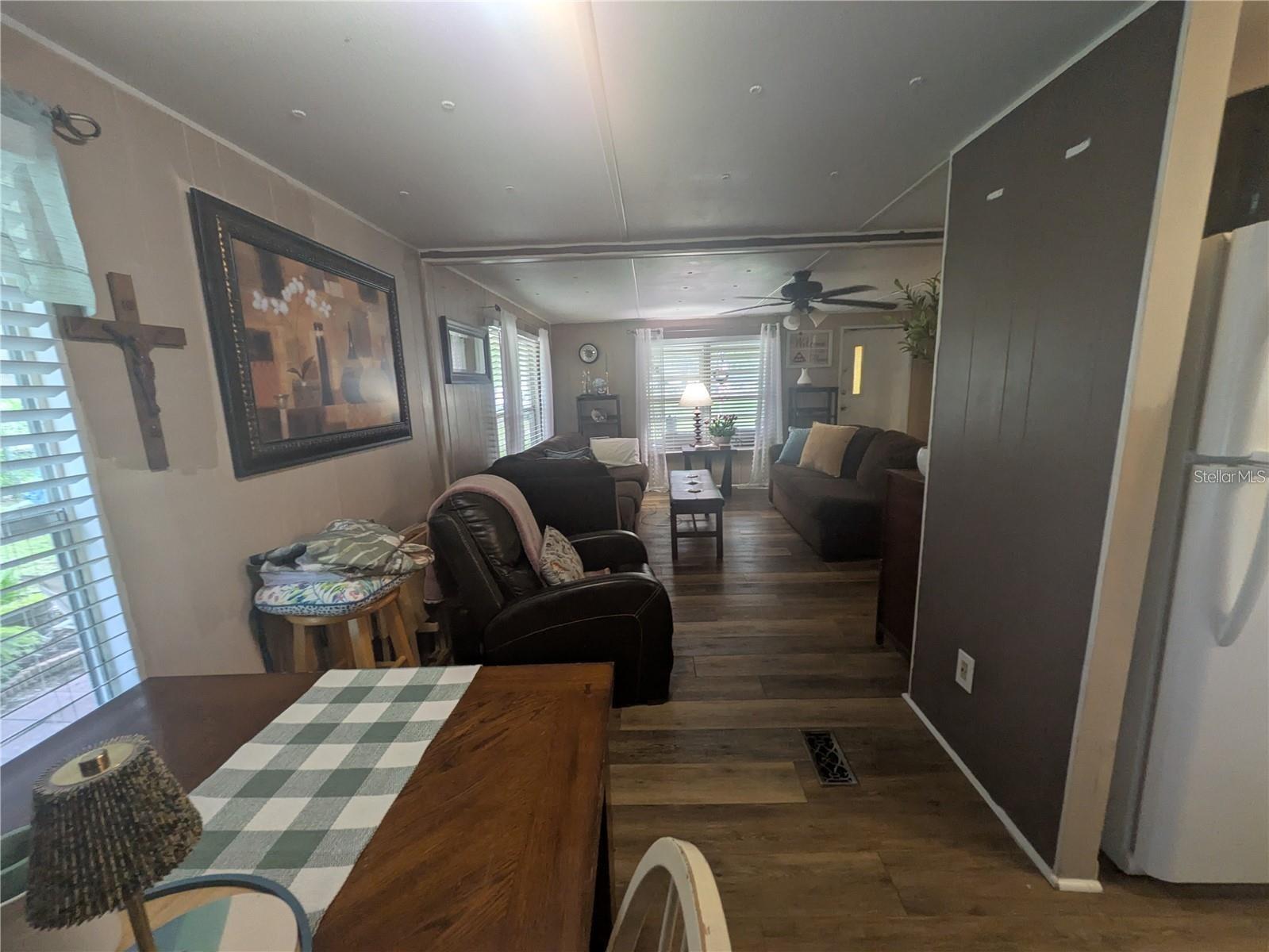 Image 9 of 30 For 9722 Ray Street