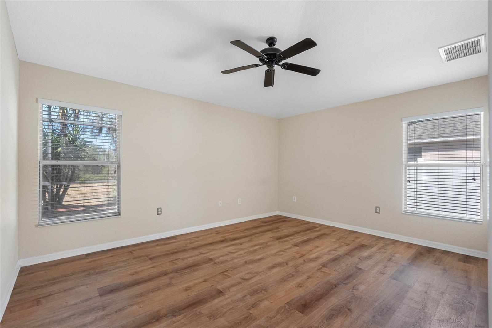 Image 22 of 37 For 12311 Boot Spur Way