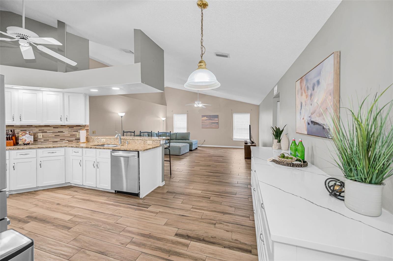 Image 17 of 53 For 3097 Robinwood Lane