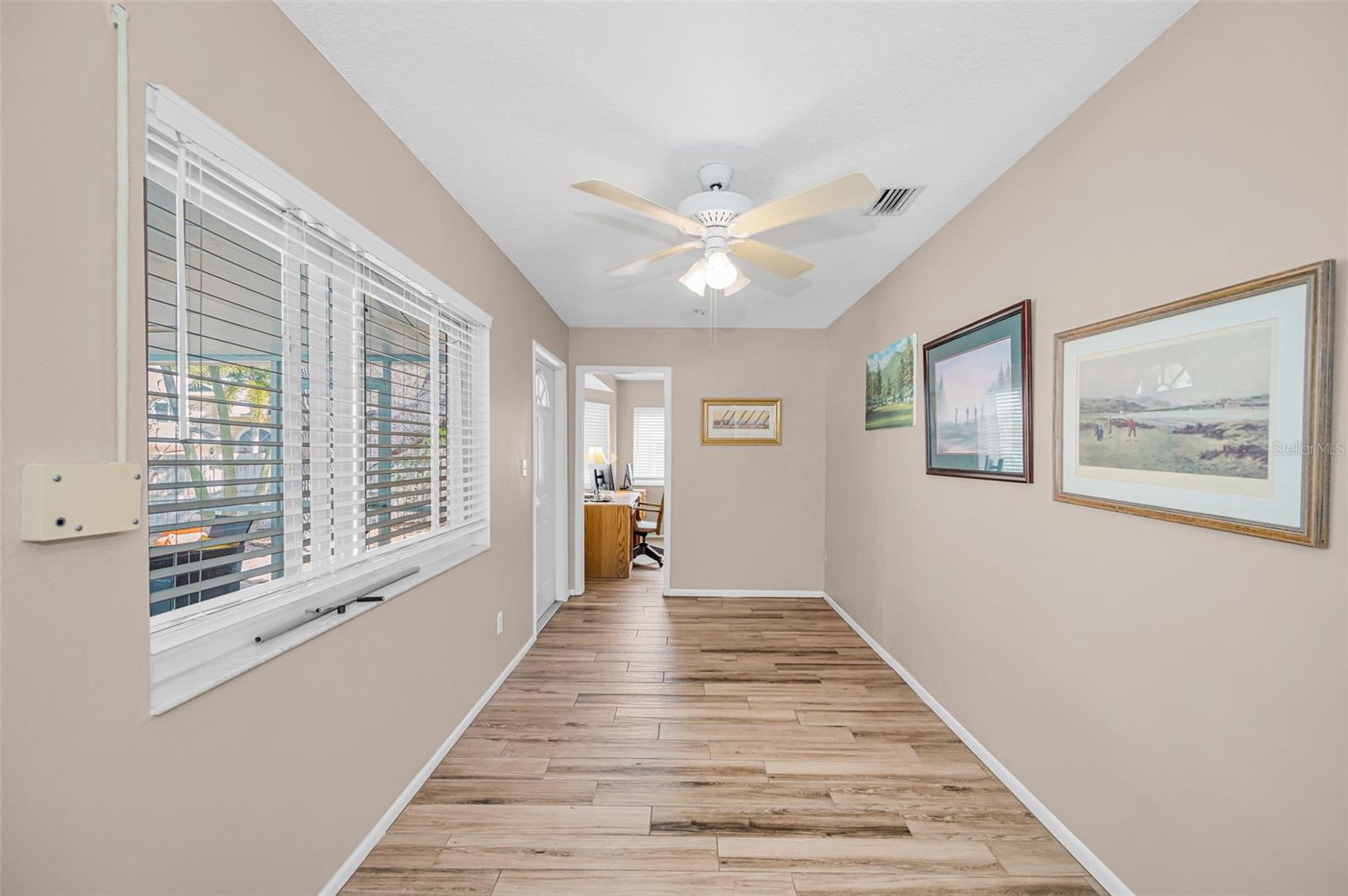 Image 19 of 53 For 3097 Robinwood Lane