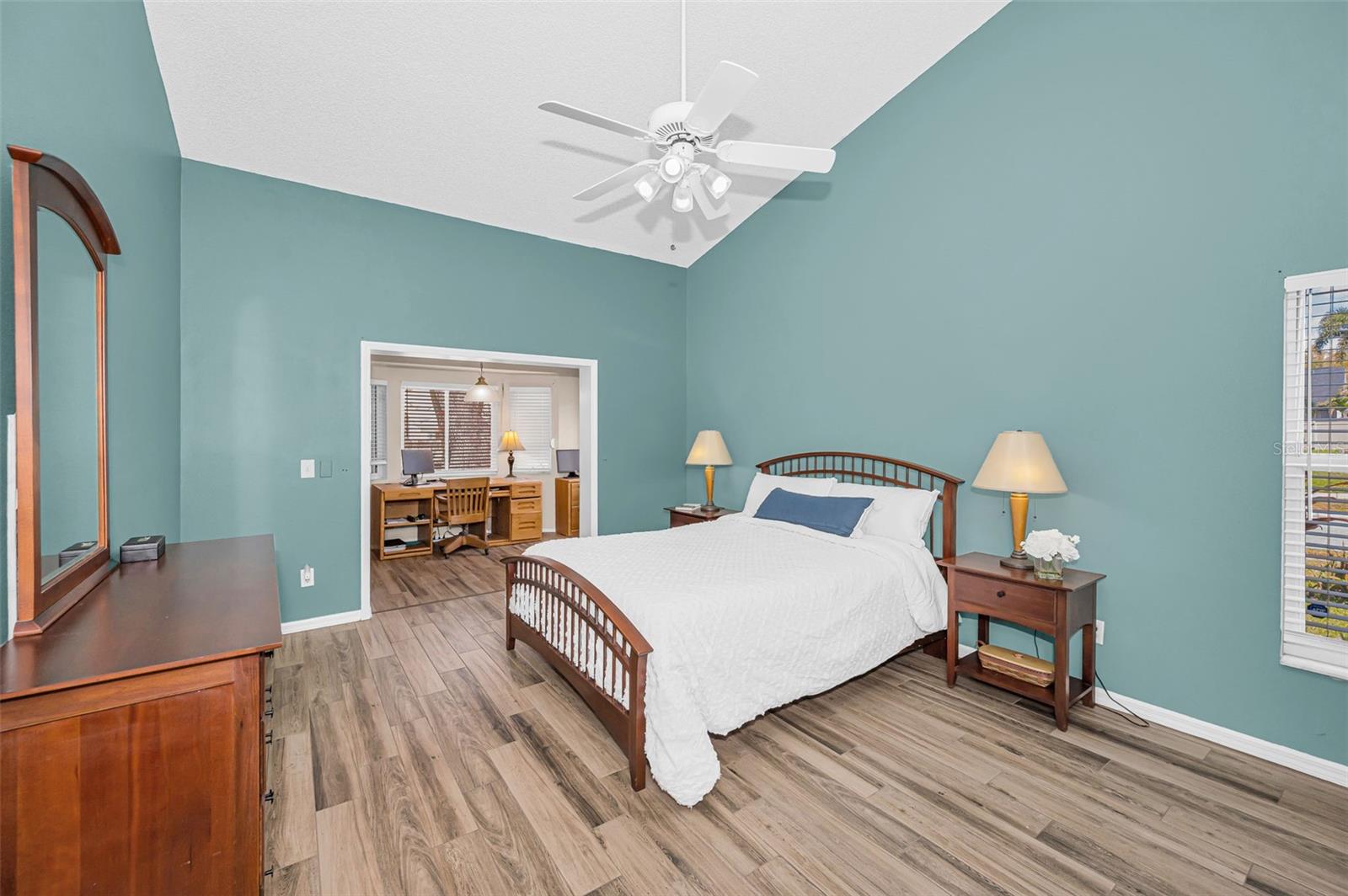 Image 24 of 53 For 3097 Robinwood Lane