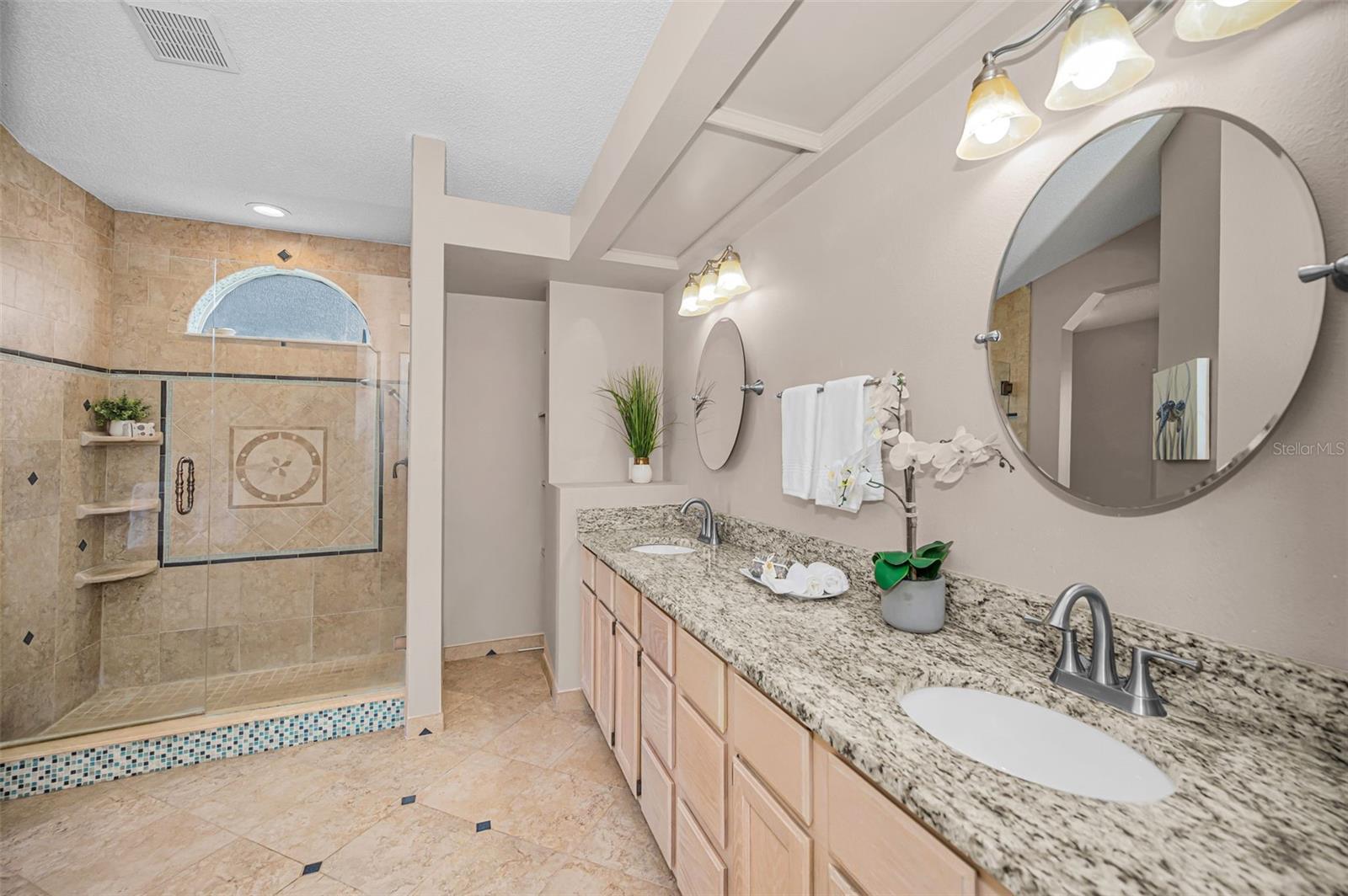 Image 29 of 53 For 3097 Robinwood Lane