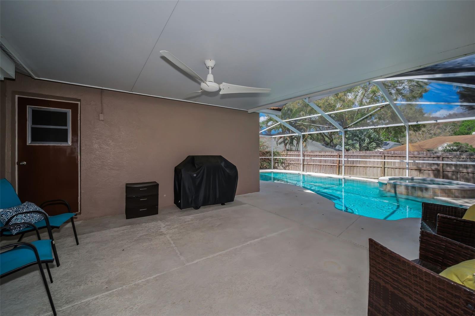 Image 40 of 53 For 3097 Robinwood Lane