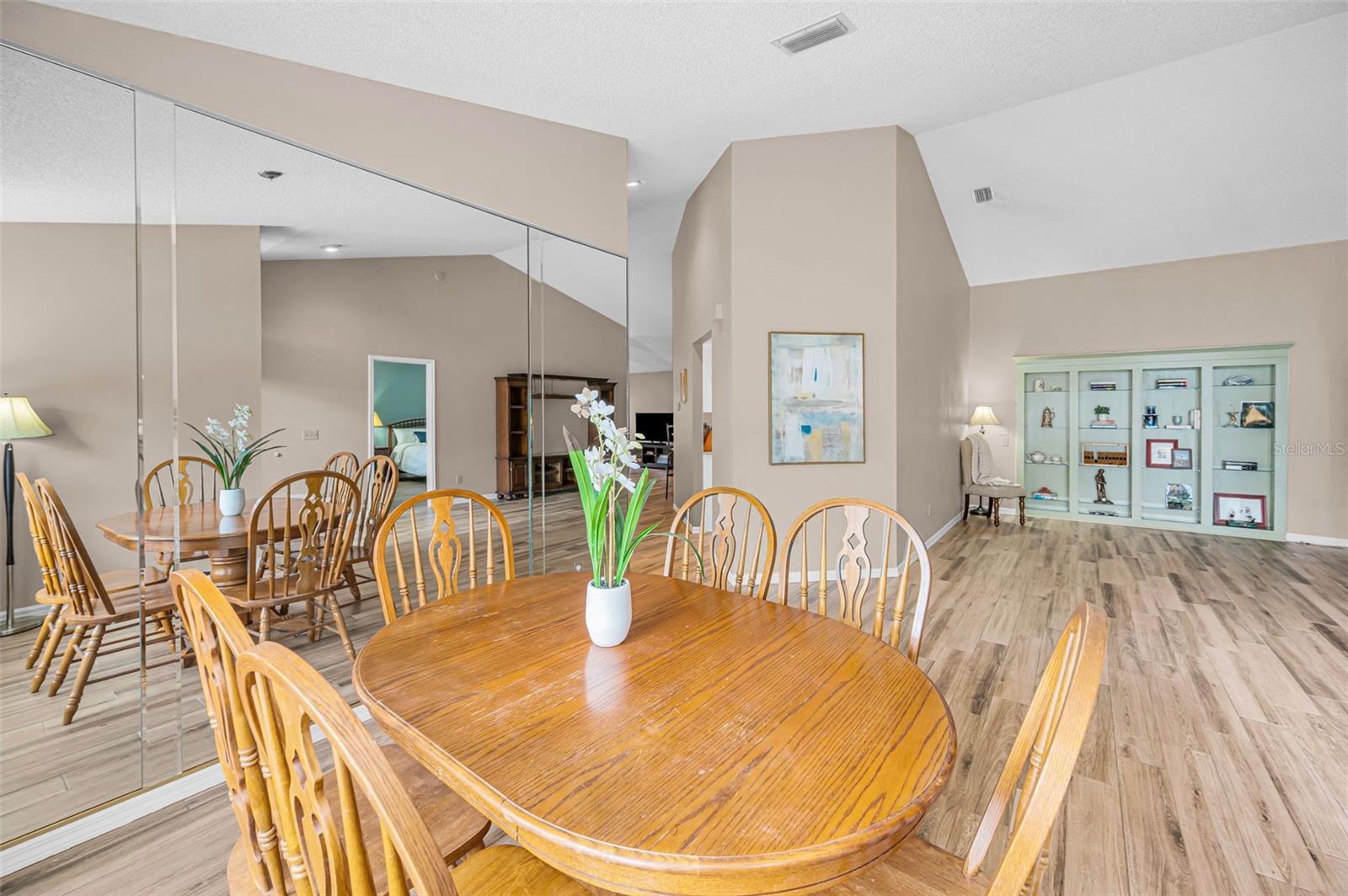 Image 6 of 53 For 3097 Robinwood Lane