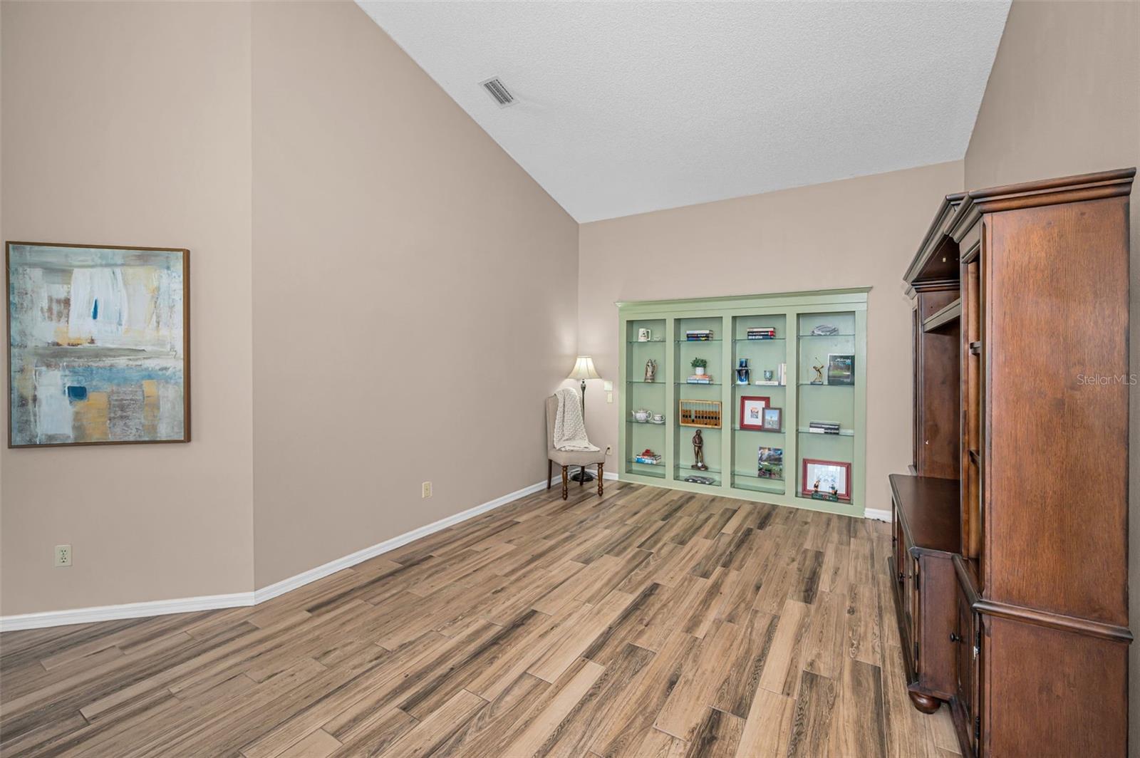 Image 8 of 53 For 3097 Robinwood Lane