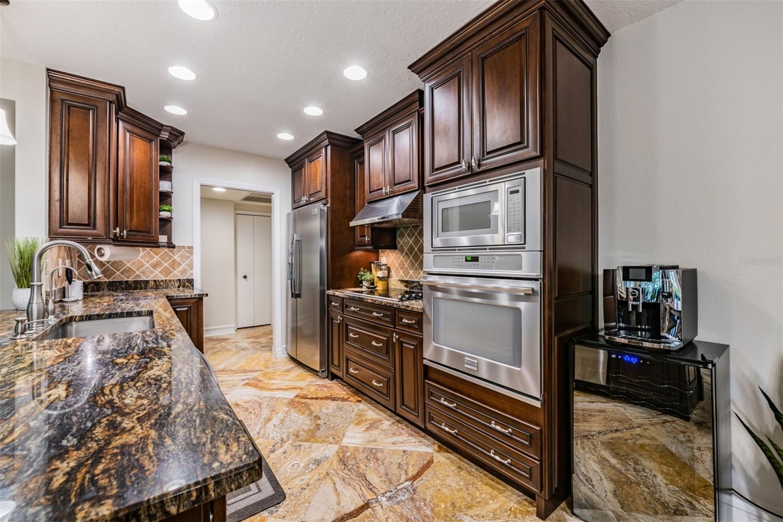 Image 24 of 60 For 36750 Us Highway 19 N 27-104