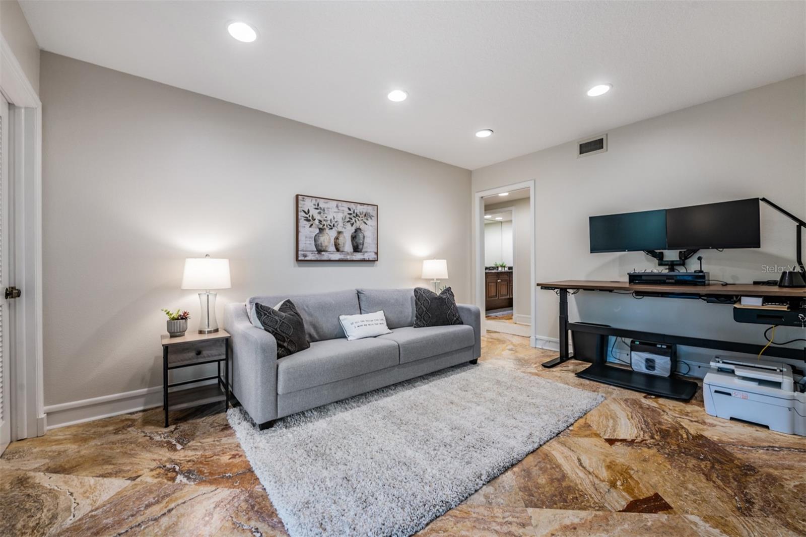 Image 32 of 60 For 36750 Us Highway 19 N 27-104