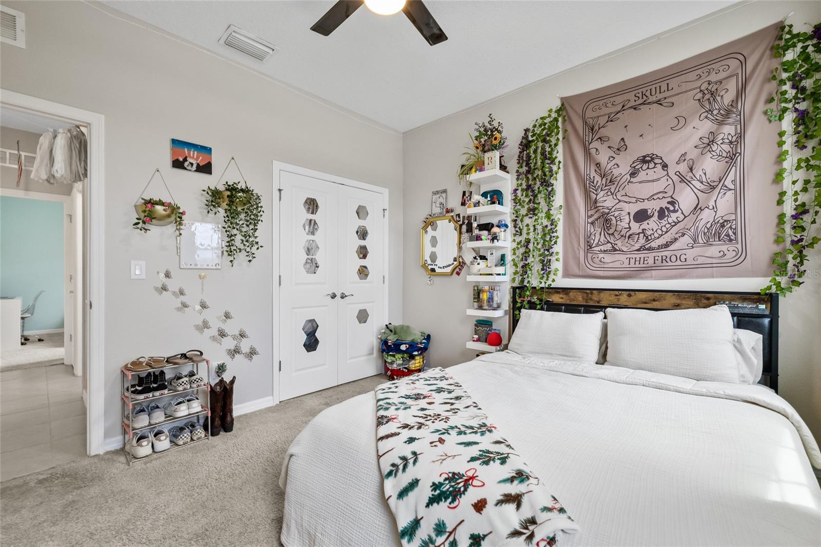 Image 20 of 36 For 13675 Paddington Way